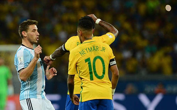 Nike Brazil home 2016 neymar jr jersey football Size US S / EU 44-46 / 1 - 14 Thumbnail