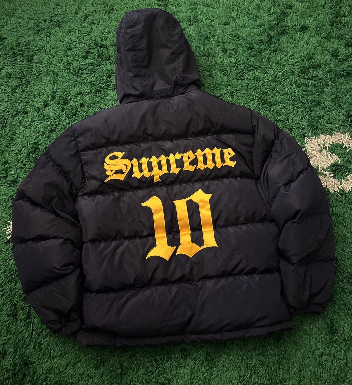 Supreme × Umbro Supreme x Umbro Puffer Jacket (Navy Blue) Size US S / EU 44-46 / 1 - 10 Thumbnail