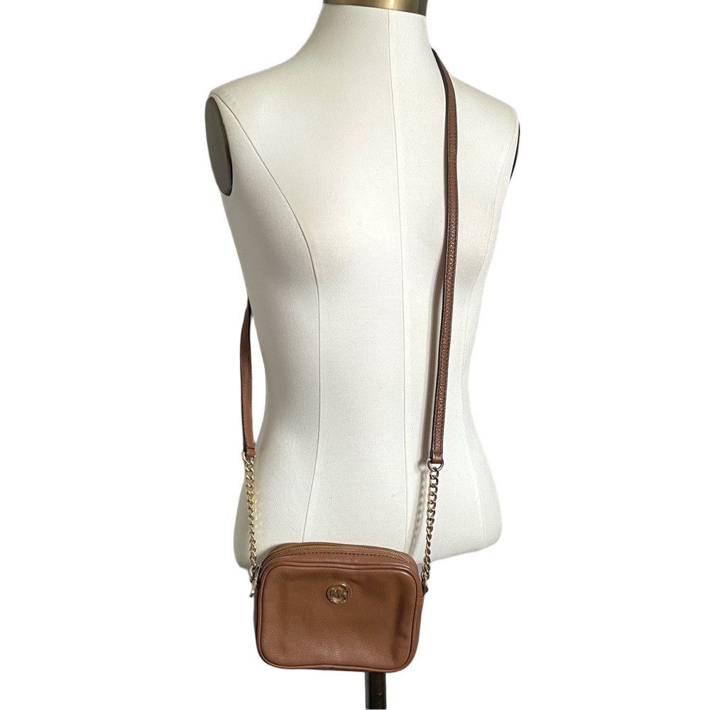 Michael Kors Michael Kors Brown Leather Fulton Crossbody Camera Bag Size ONE SIZE - 9 Thumbnail