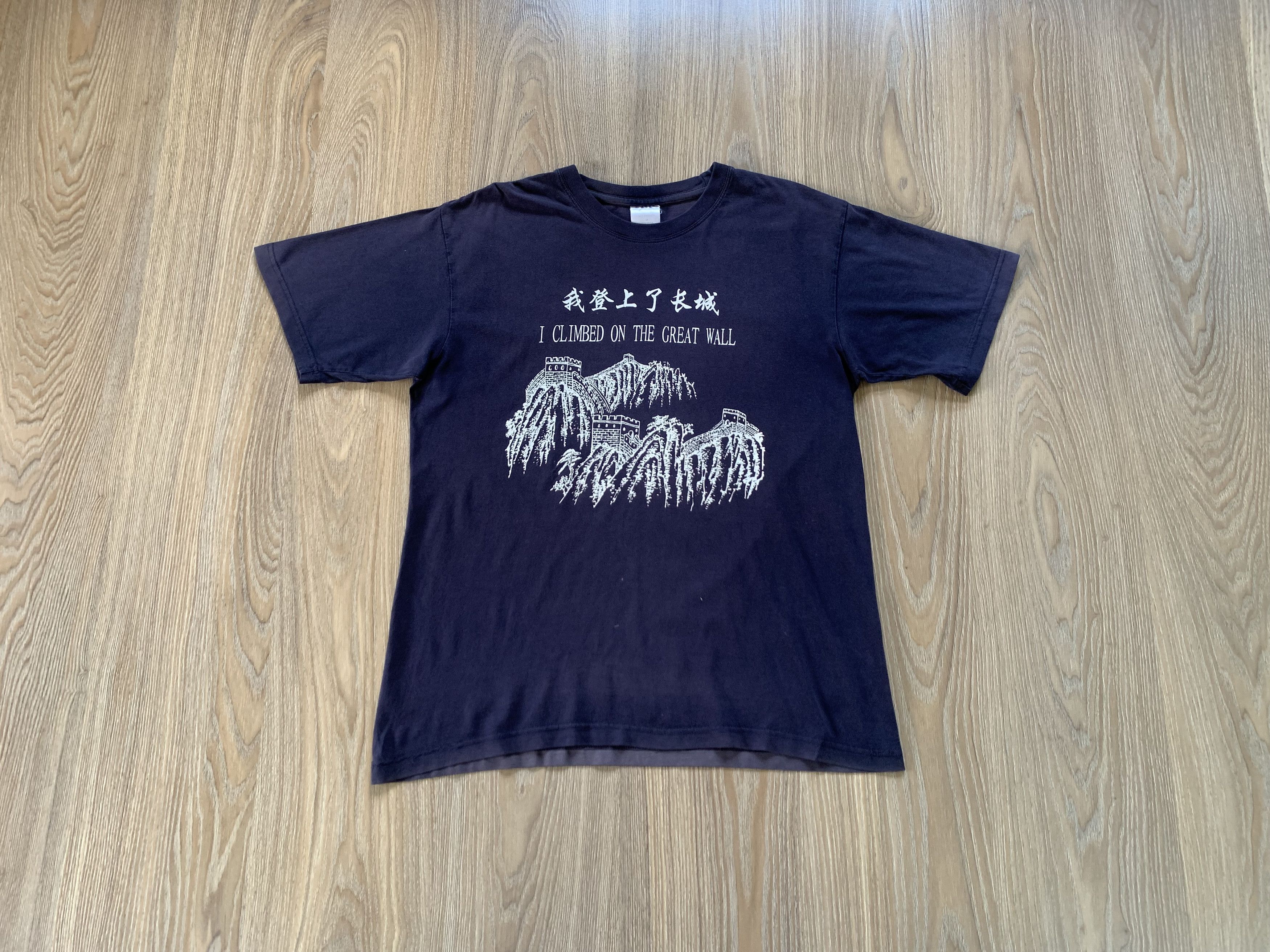 Japanese Brand Vintage I Cimbed On Great Wall T Shirt Size US M / EU 48-50 / 2 - 1 Thumbnail