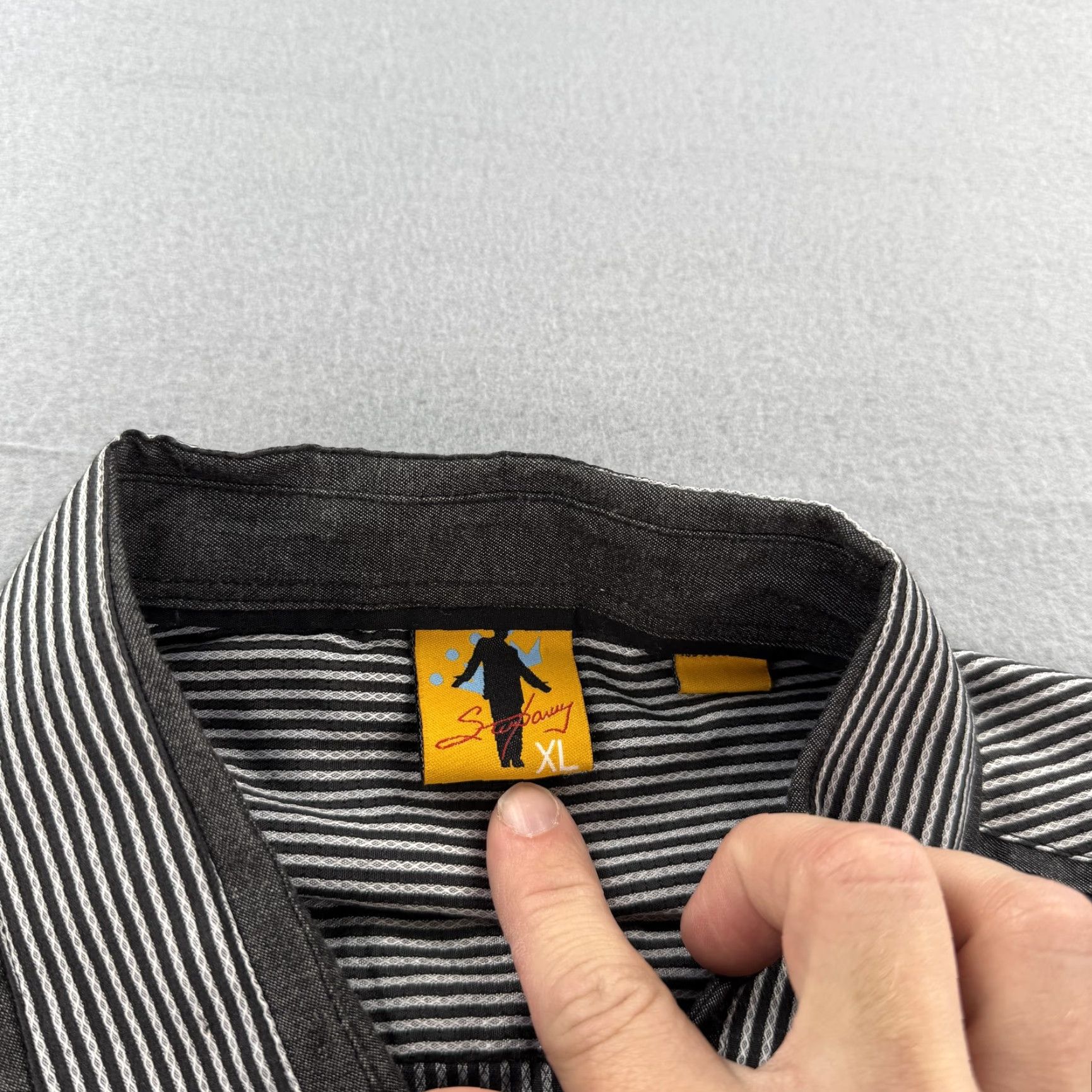 Vintage Steve Harvey Shirt Mens XL Black White Pinstripe Button Up Long Sleeve Signature Size US XL / EU 56 / 4 - 5 Thumbnail
