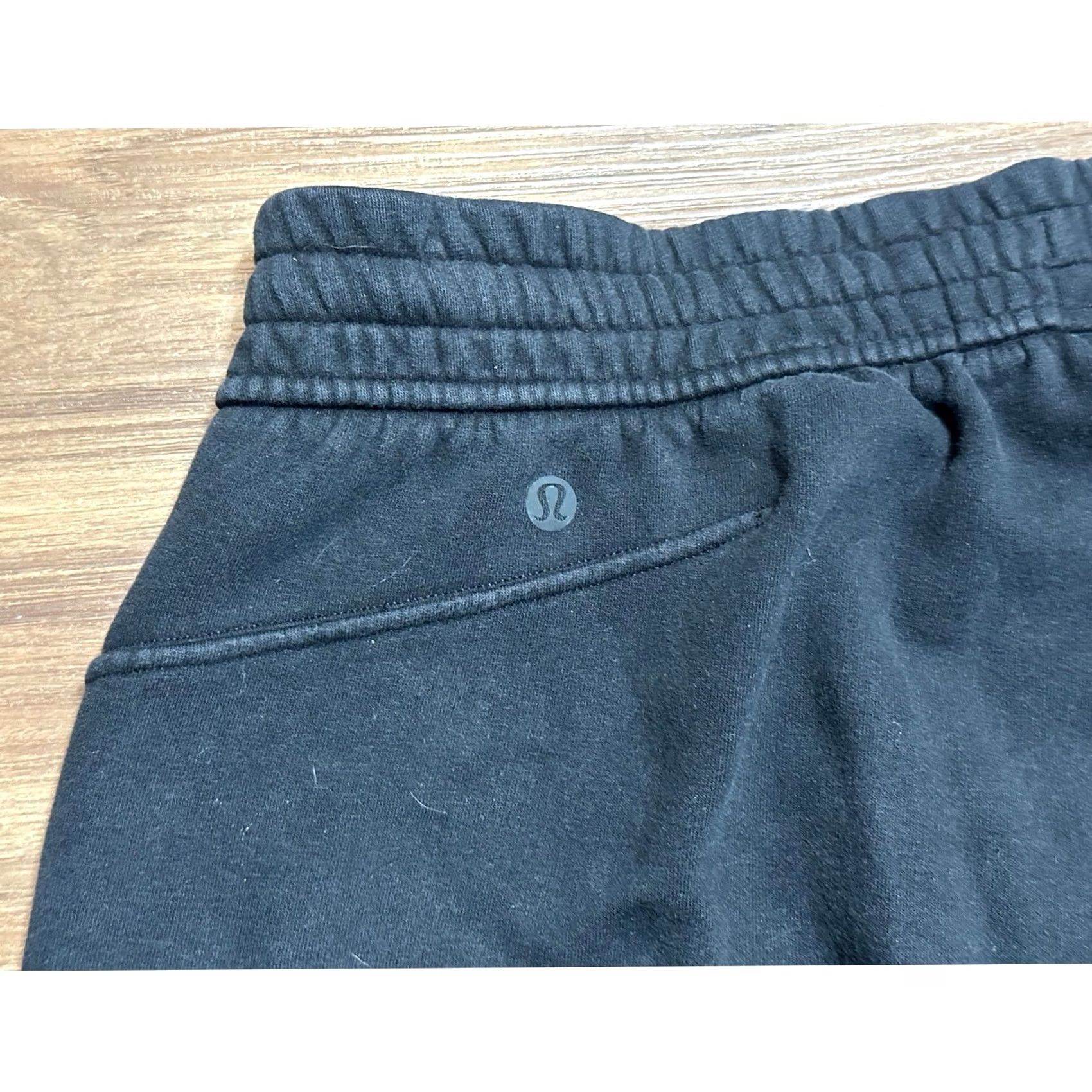 Lululemon Lululemon Scuba Loungeful Sweats Pants Black Women 10 Fleece Pockets Drawstring Wide-Leg Relaxed Inseam 30" Size 30" / US 8 / IT 44 - 8 Thumbnail
