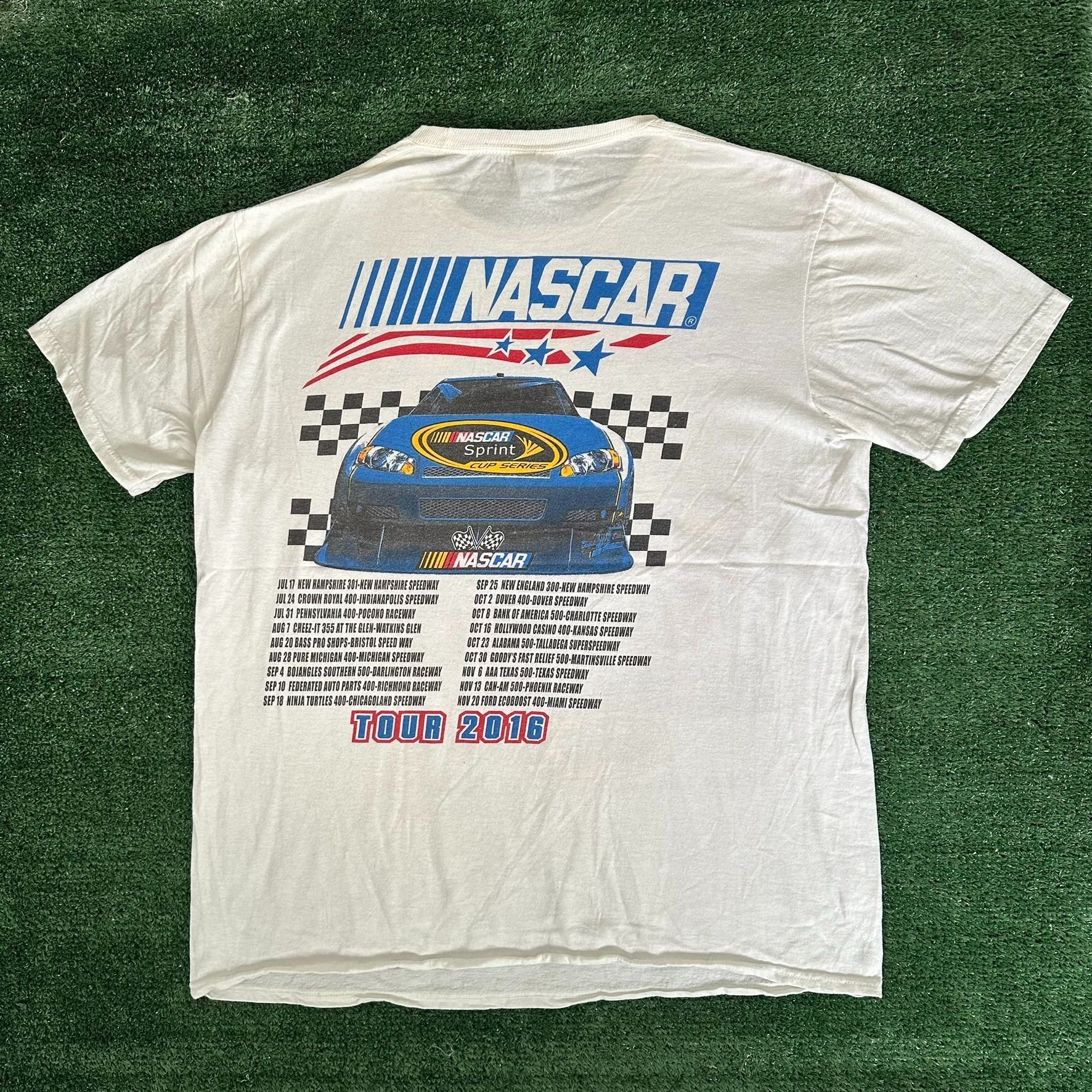 NASCAR NASCAR Crown Royal Brickyard 400 T-Shirt Indianapolis 2016 S Size US L / EU 52-54 / 3 - 5 Thumbnail