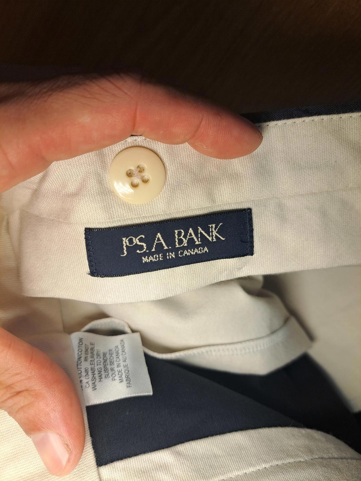 Jos. A. Bank Jos A Bank Chino Pants Mens 30x29 Navy Cotton Pleated Size US 30 / EU 46 - 2 Thumbnail