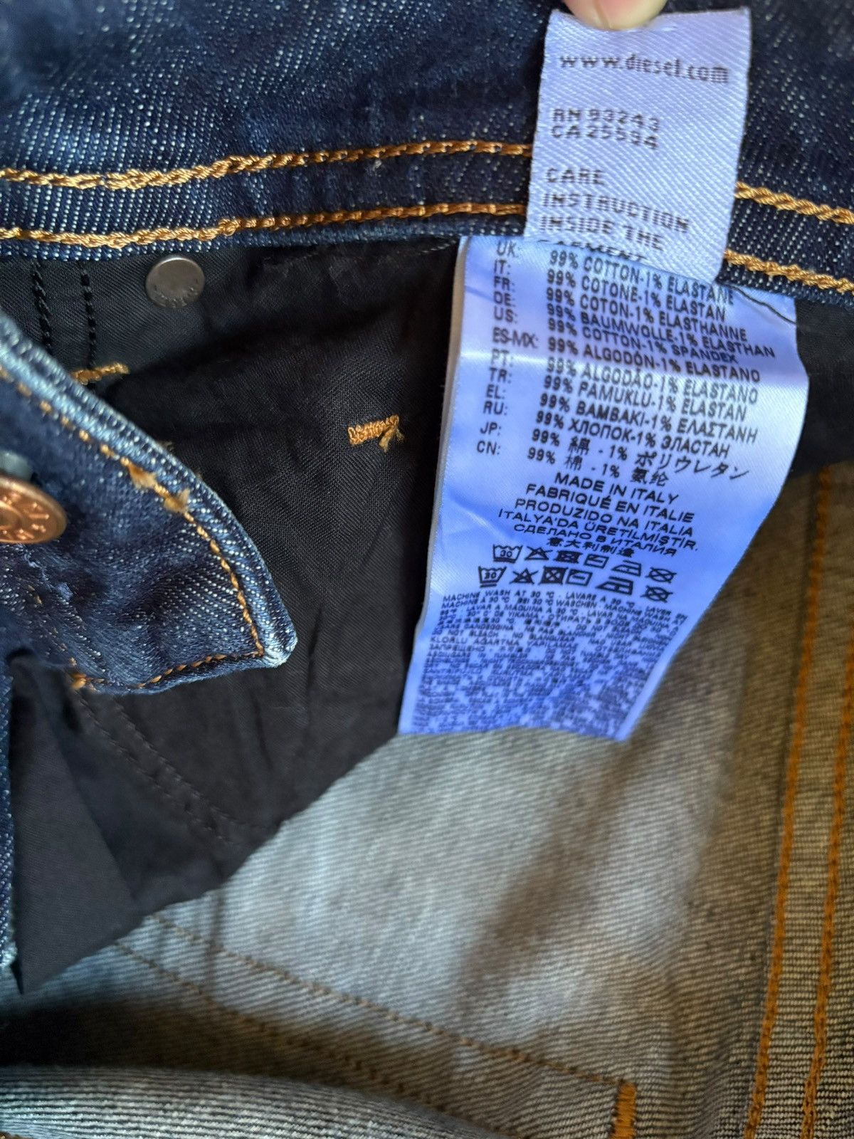 Diesel × Diesel Black Gold Vintage Italy Diesel Thommer Faded Rusty Wash Distress Jeans Size US 32 / EU 48 - 11 Thumbnail