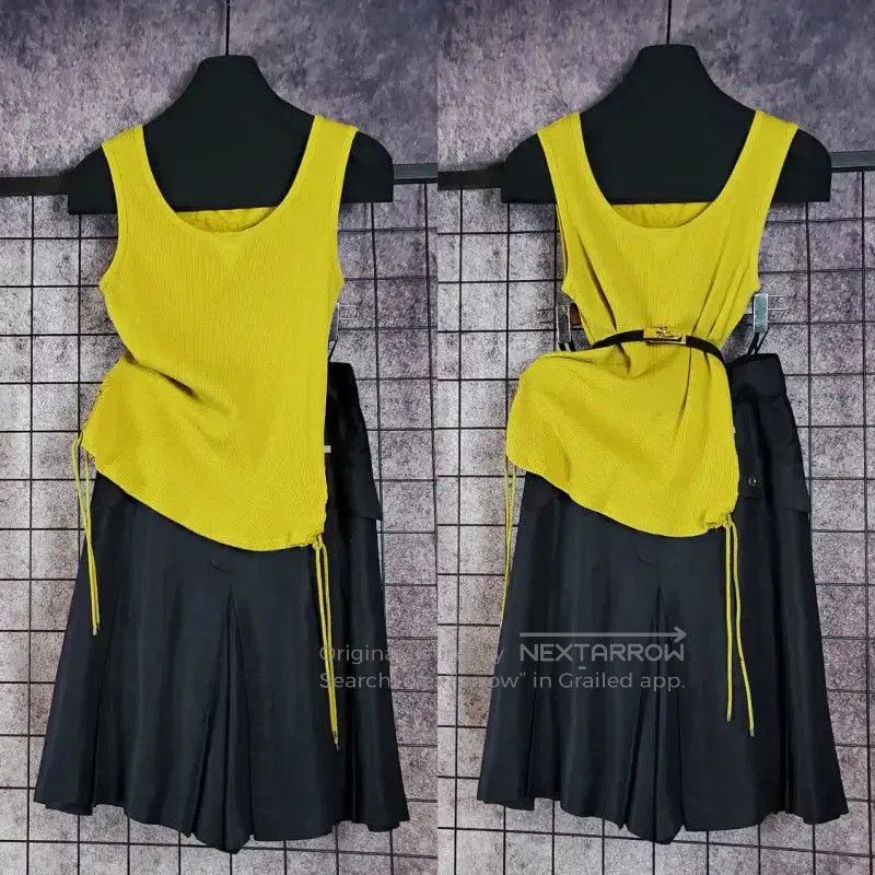 Burberry Burberry Summer Yellow Silk Blend Top. Size S / US 4 / IT 40 - 1 Thumbnail