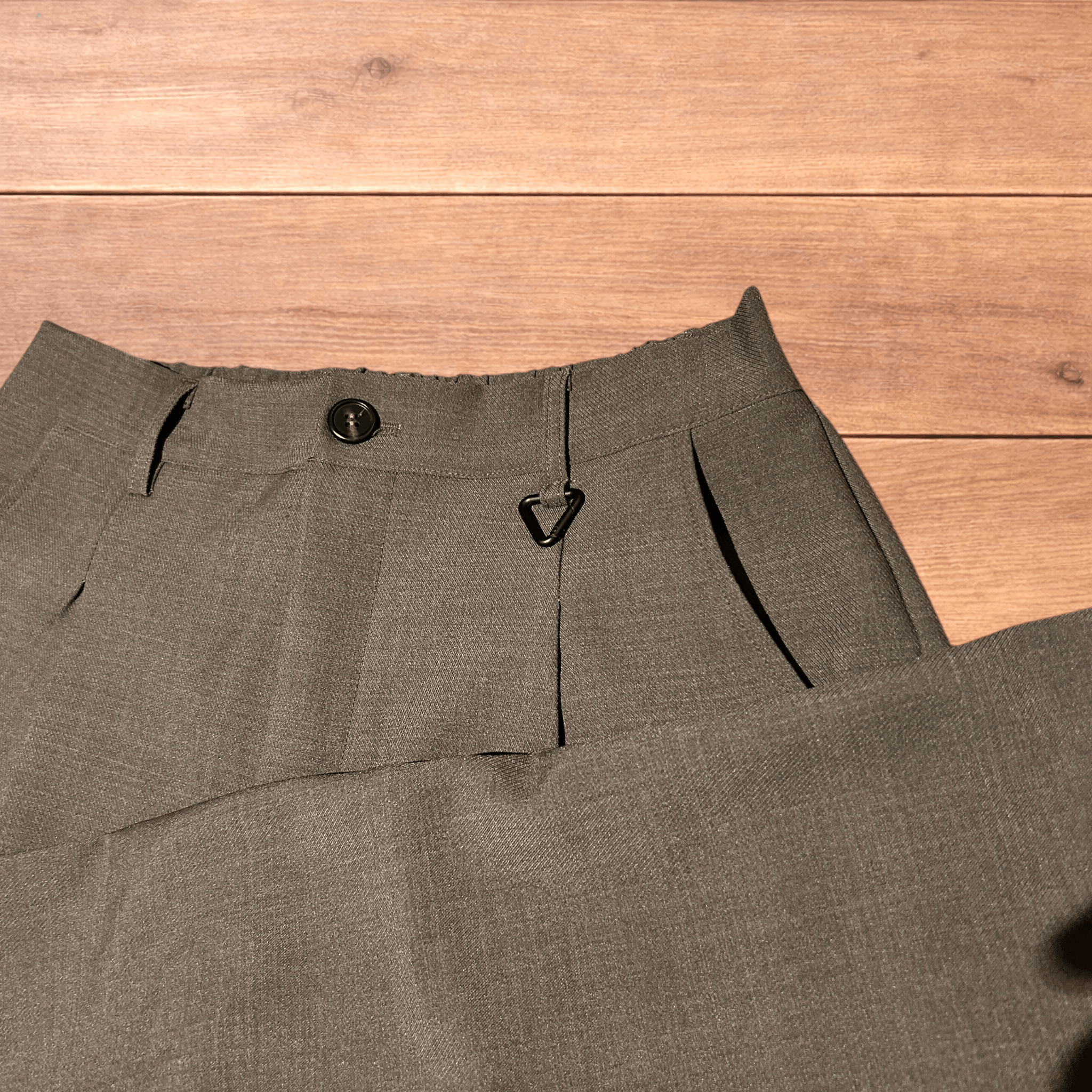 Japanese Brand Vintage style baggy wide leg tailored trousers in brown. Size US 32 / EU 48 - 5 Thumbnail