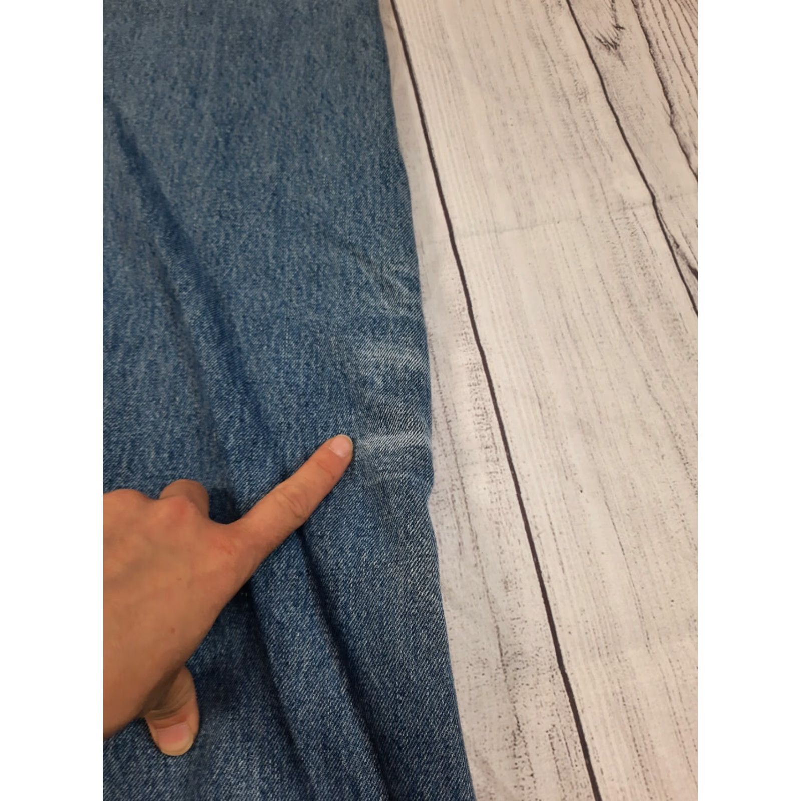 Levi's Levi’s 550 Jeans Men Relaxed Fit 42x30 Medium Wash Denim Workwear Levi's Denim 100% Cotton Pockets Zipper Fly Men Classic Vintage No Size US 42 / EU 58 - 4 Thumbnail