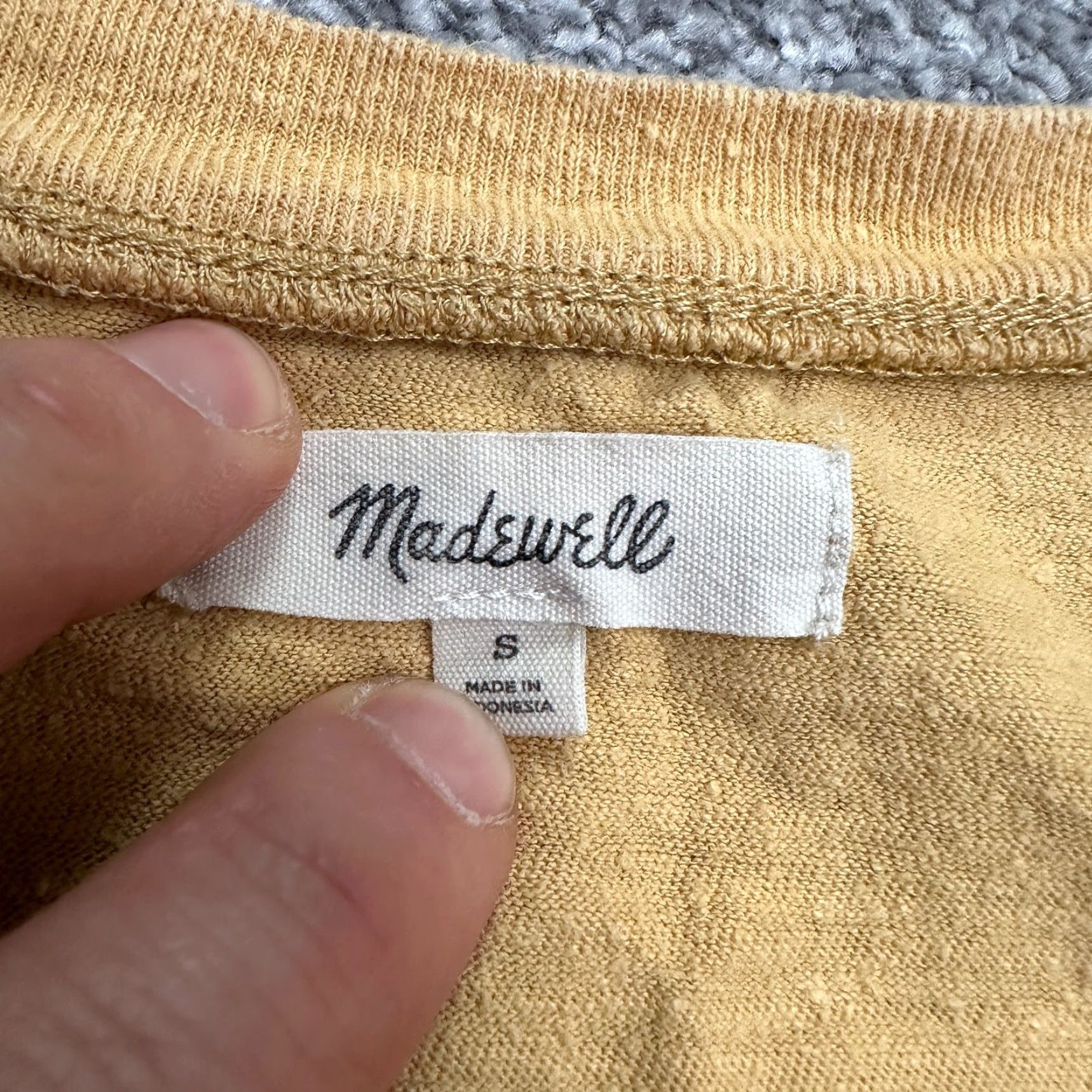 Madewell Madewell T-Shirt Womens Small Yellow V-Neck Cropped Sleeveless Cropped Top Hemp Cotton Casual Vintage No 90s? Size S / US 4 / IT 40 - 5 Thumbnail