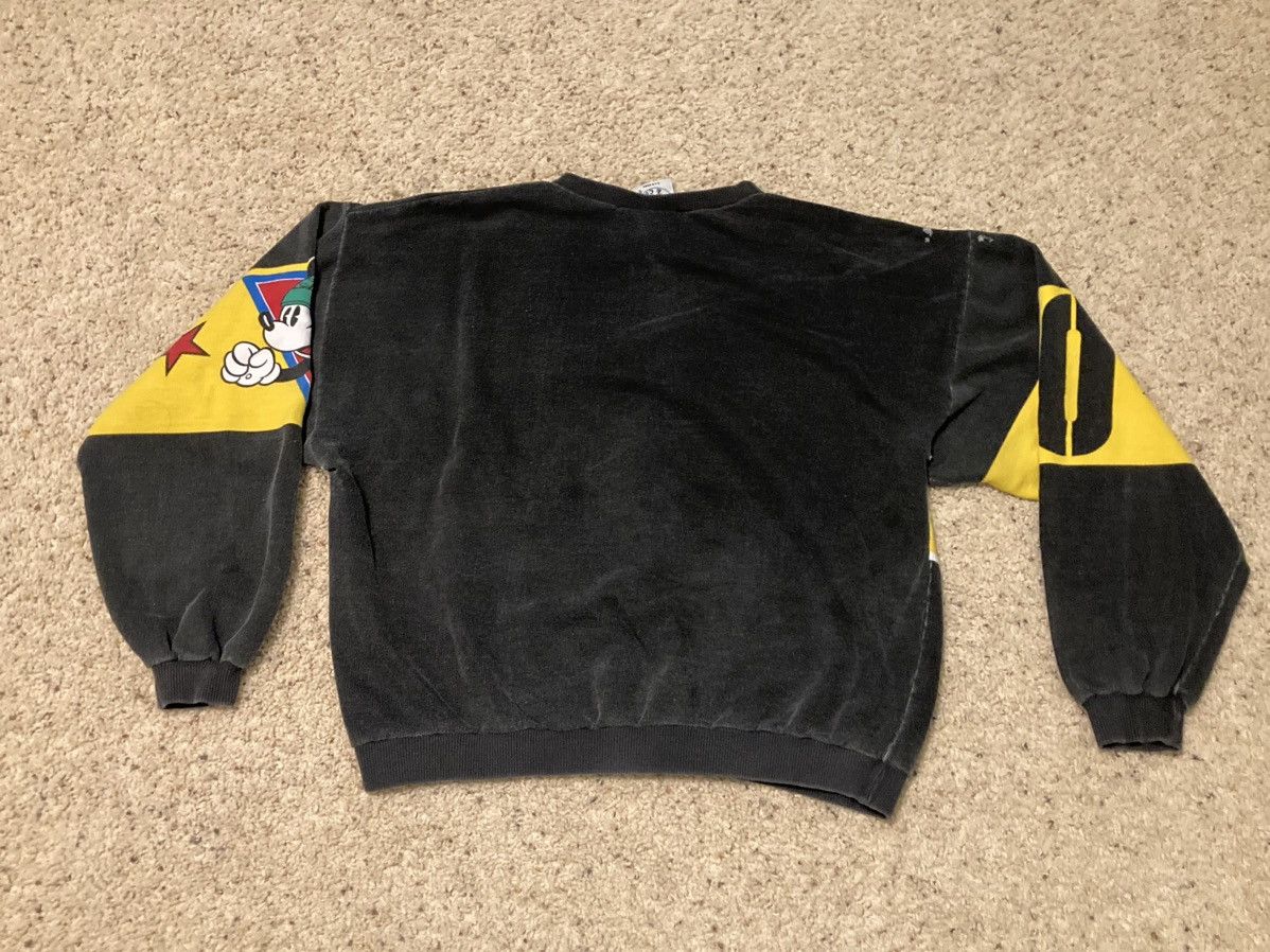 Disney × Mickey Mouse × Vintage Mickey’s Raiders Vintage Disney JG Hook 80s/90s Crewneck Size US M / EU 48-50 / 2 - 2 Thumbnail