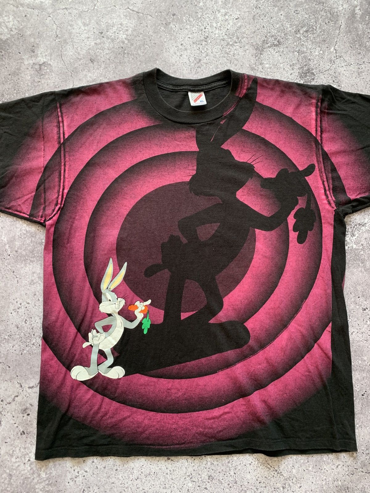 Cartoon Network 🔥Looney Tunes Bugs Bunny 1992 Overprint T-shirt Size US XL / EU 56 / 4 - 3 Thumbnail