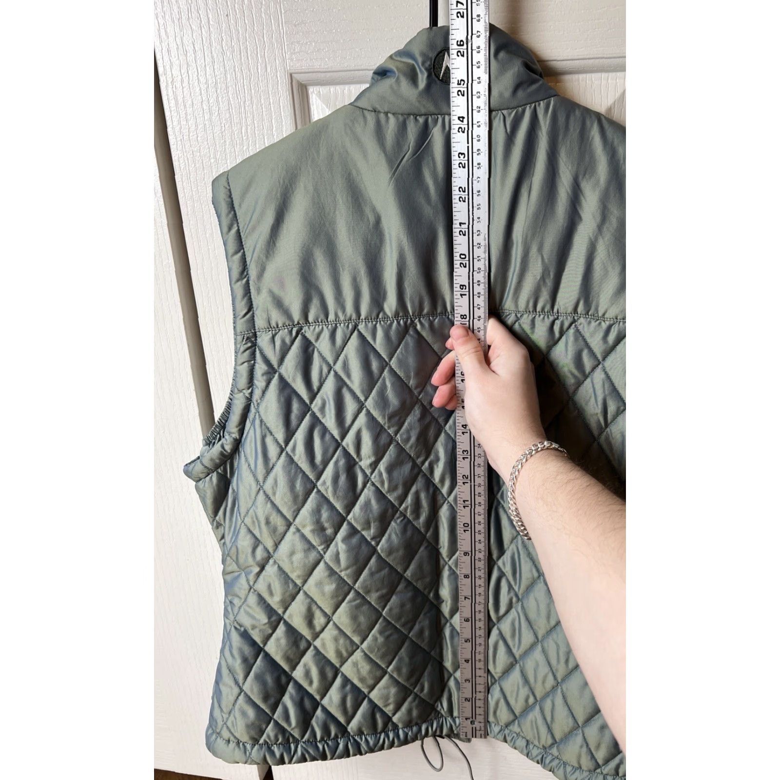 Marmot VINTAGE Marmot Vest Women Large Satin Green Kitzbuhel Full Zip Diamond Quilted Puffer Size L / US 10 / IT 46 - 8 Thumbnail