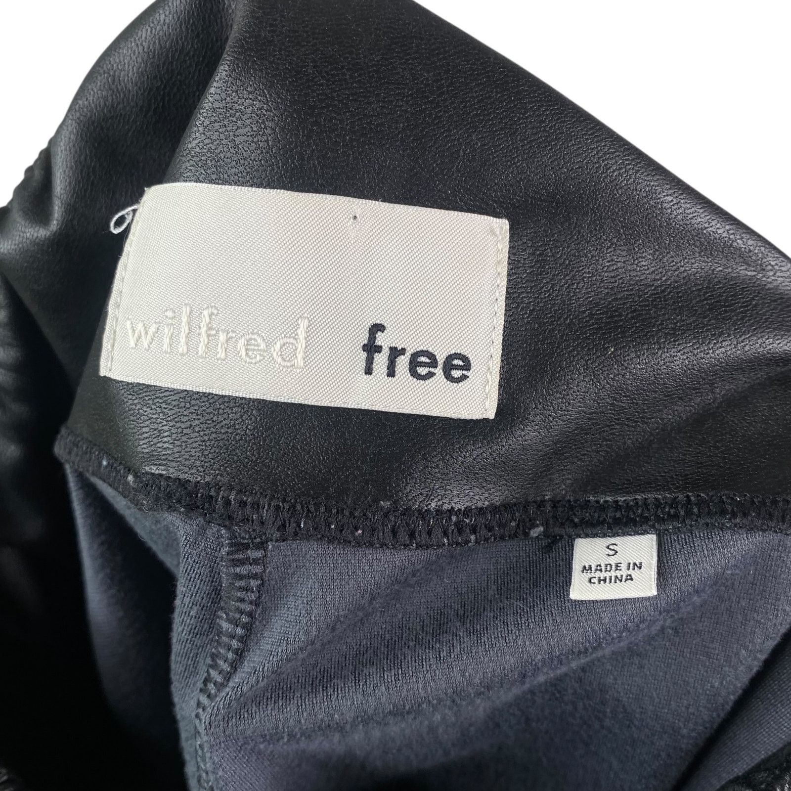 Aritzia Wilfred $138 Daria Faux Leather High Waisted Pants SZ S Size 28" / US 6 / IT 42 - 9 Thumbnail