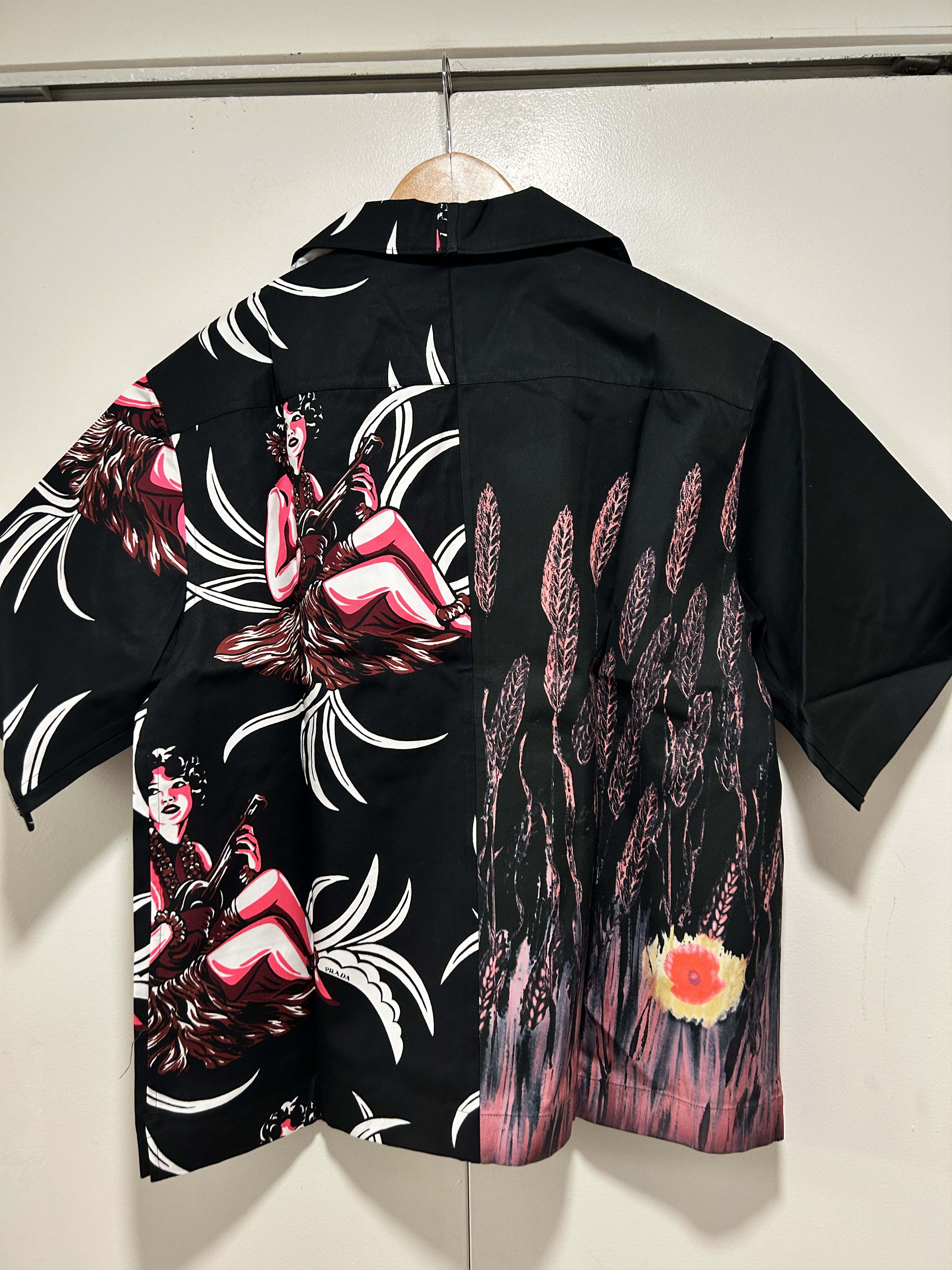 Prada PRADA F/W 18 SPLIT Hawaiian PRINT SHIRT BOWLING Size US S / EU 44-46 / 1 - 9 Thumbnail