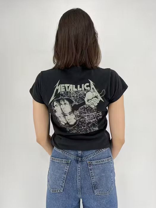 Band Tees × Metallica × Vintage Vintage Y2K Metallica Band Tour Distressed Tshirt Streetwear Size M / US 6-8 / IT 42-44 - 4 Thumbnail