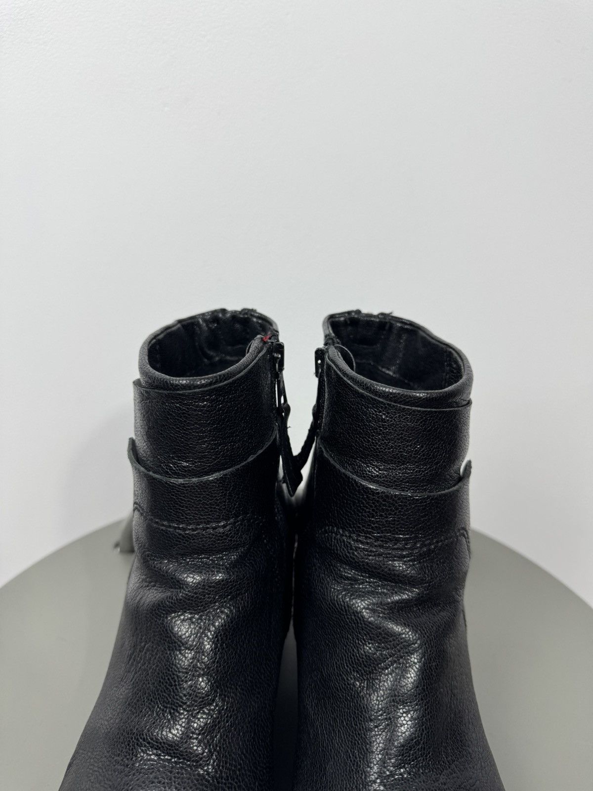 Other Vintage Black Leather Ankle Boots Chunky Heel EU 40 Women’s Size US 9 / IT 39 - 6 Thumbnail