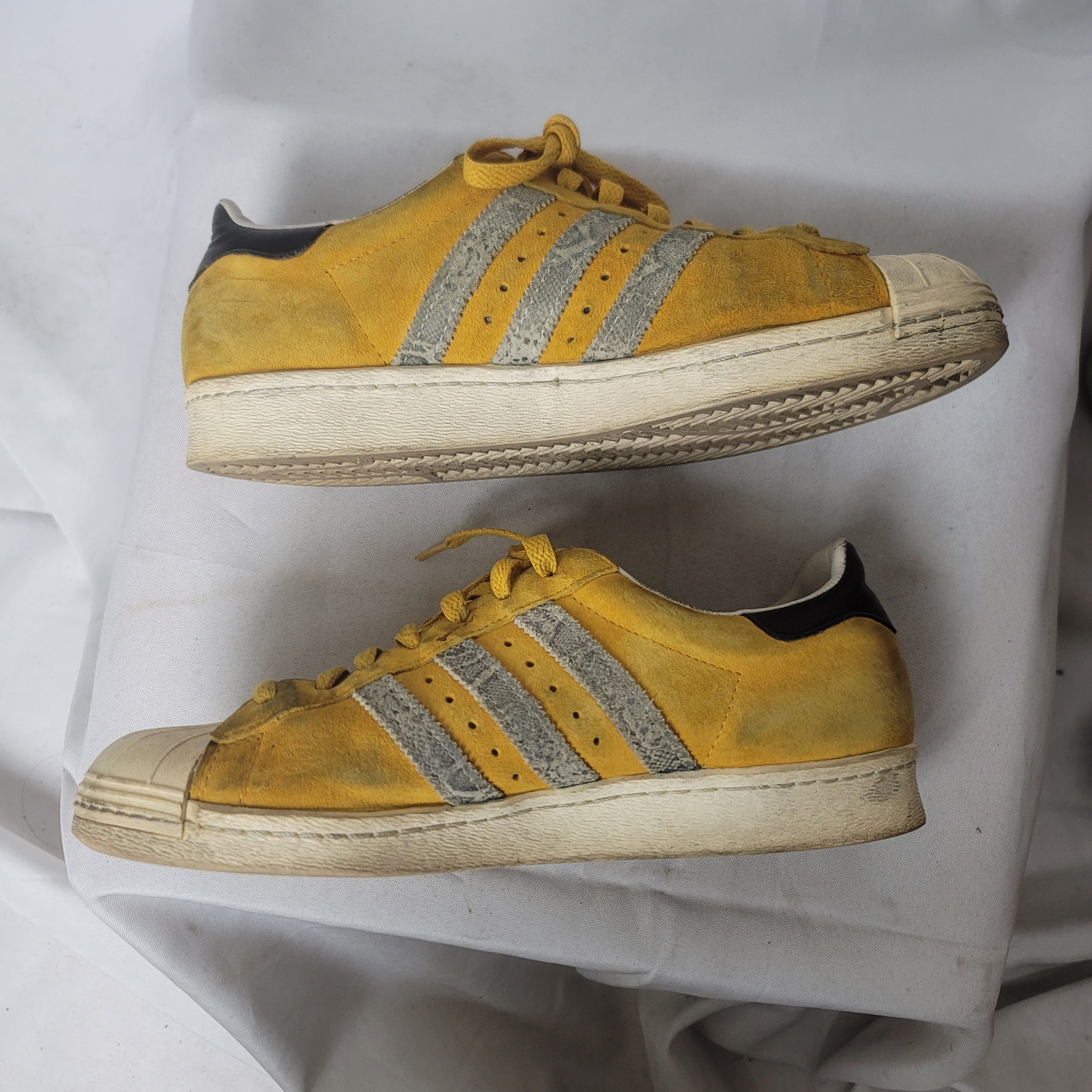 Adidas Adidas Consortium Superstar 80s Mustard Pack Size US 9 / EU 42 - 7 Thumbnail