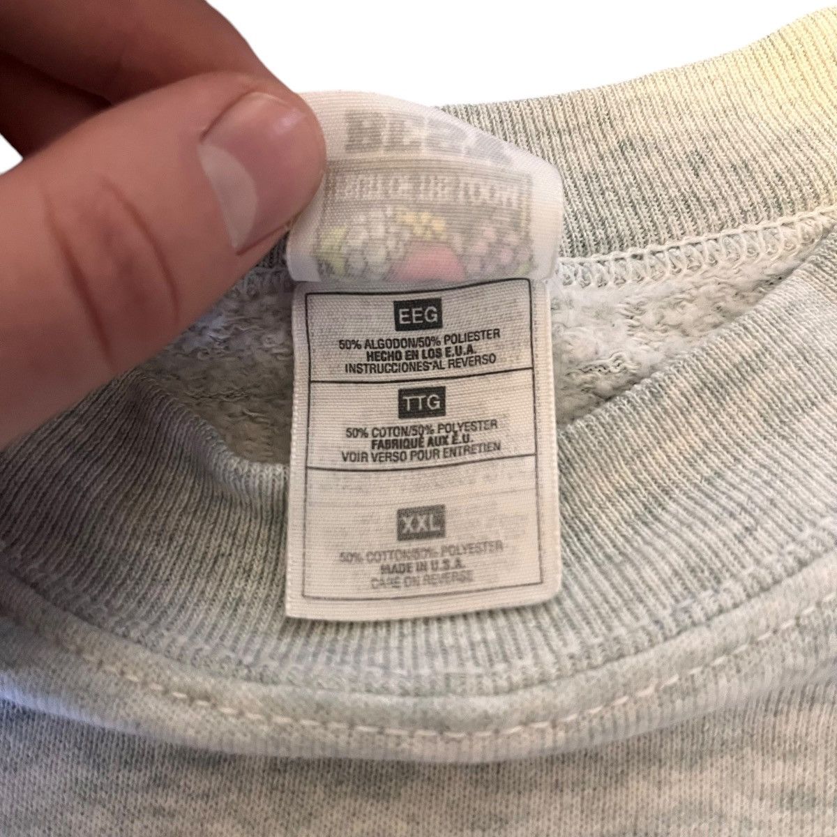 Fruit Of The Loom × Vintage Vintage made in USA Fruit of the Loom Crewneck Size US XL / EU 56 / 4 - 4 Thumbnail