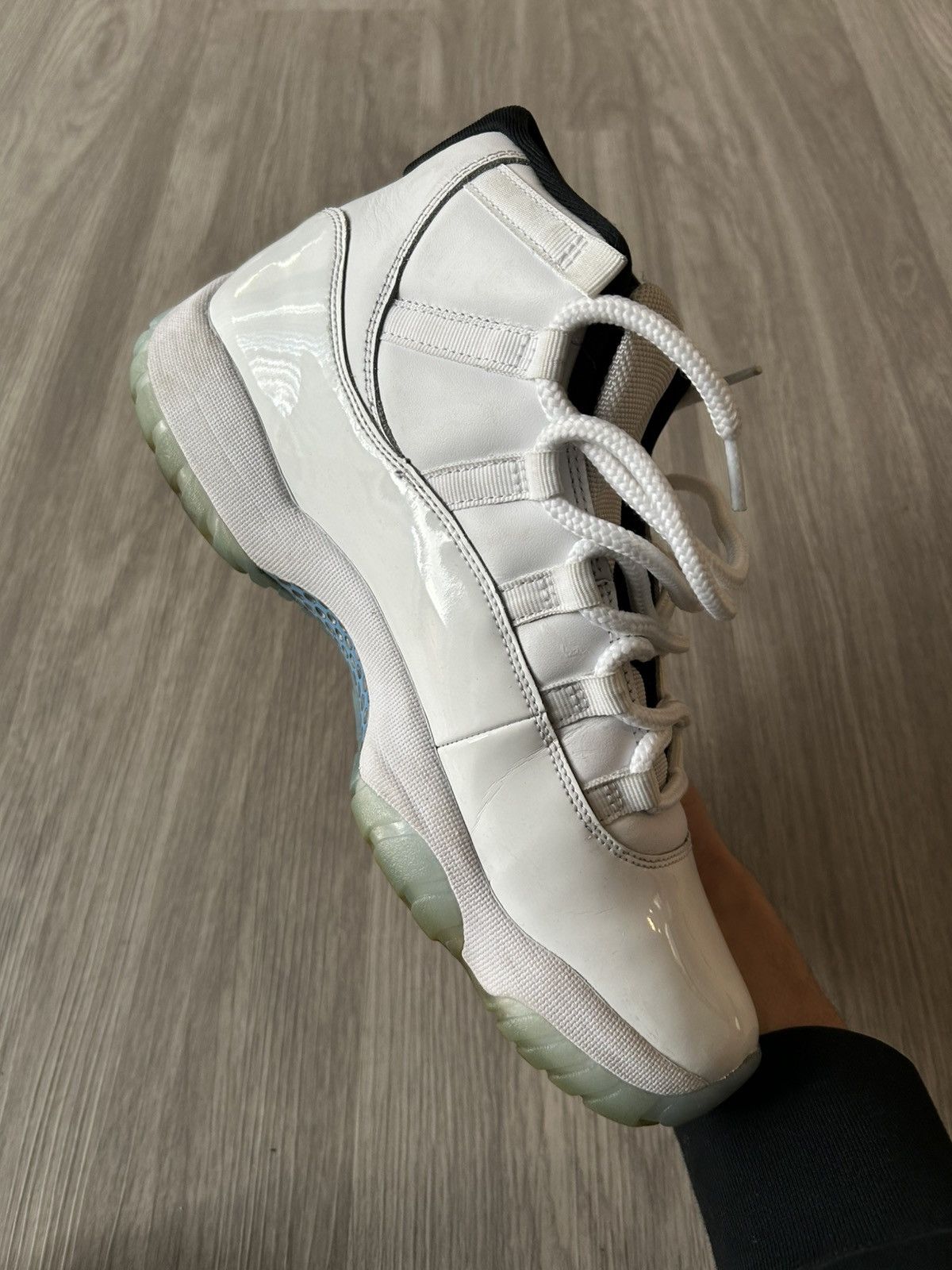 Jordan Brand Air Jordan Retro 11 Legend Blue 2024 Size 10.5 Size US 10.5 / EU 43-44 - 14 Thumbnail