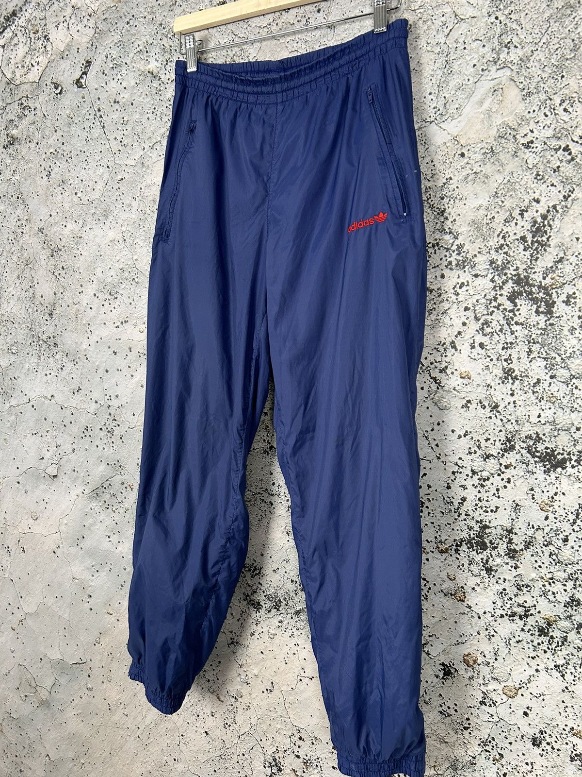 Adidas Vintage 90s Adidas Sweatpants Nylon Rap Drill Baggy Size US 34 / EU 50 - 2 Thumbnail