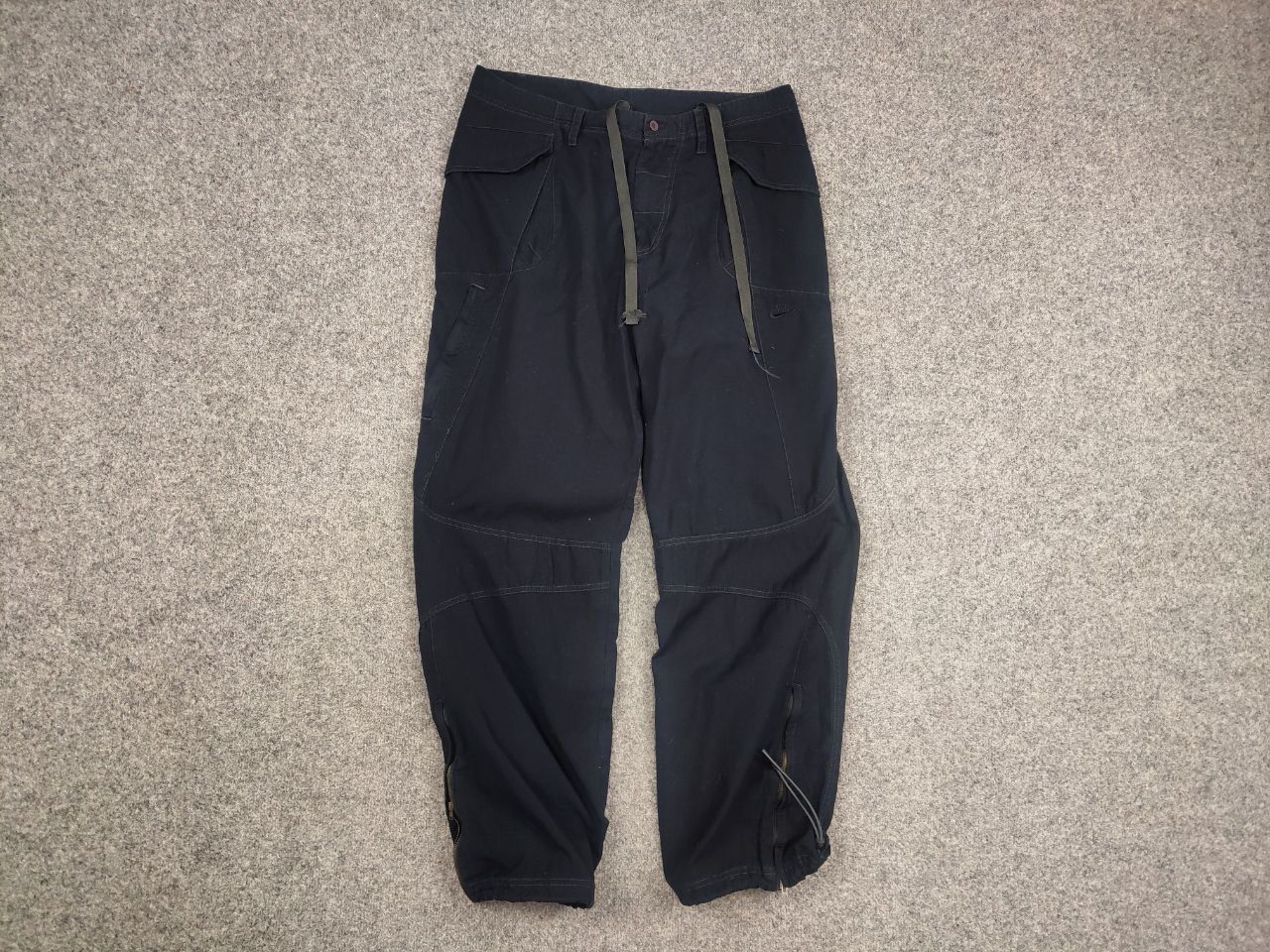 Nike Vtg Nike Baggy Cargo Zip Logo drawstrings Pants Y2K Style Size US 34 / EU 50 - 9 Thumbnail