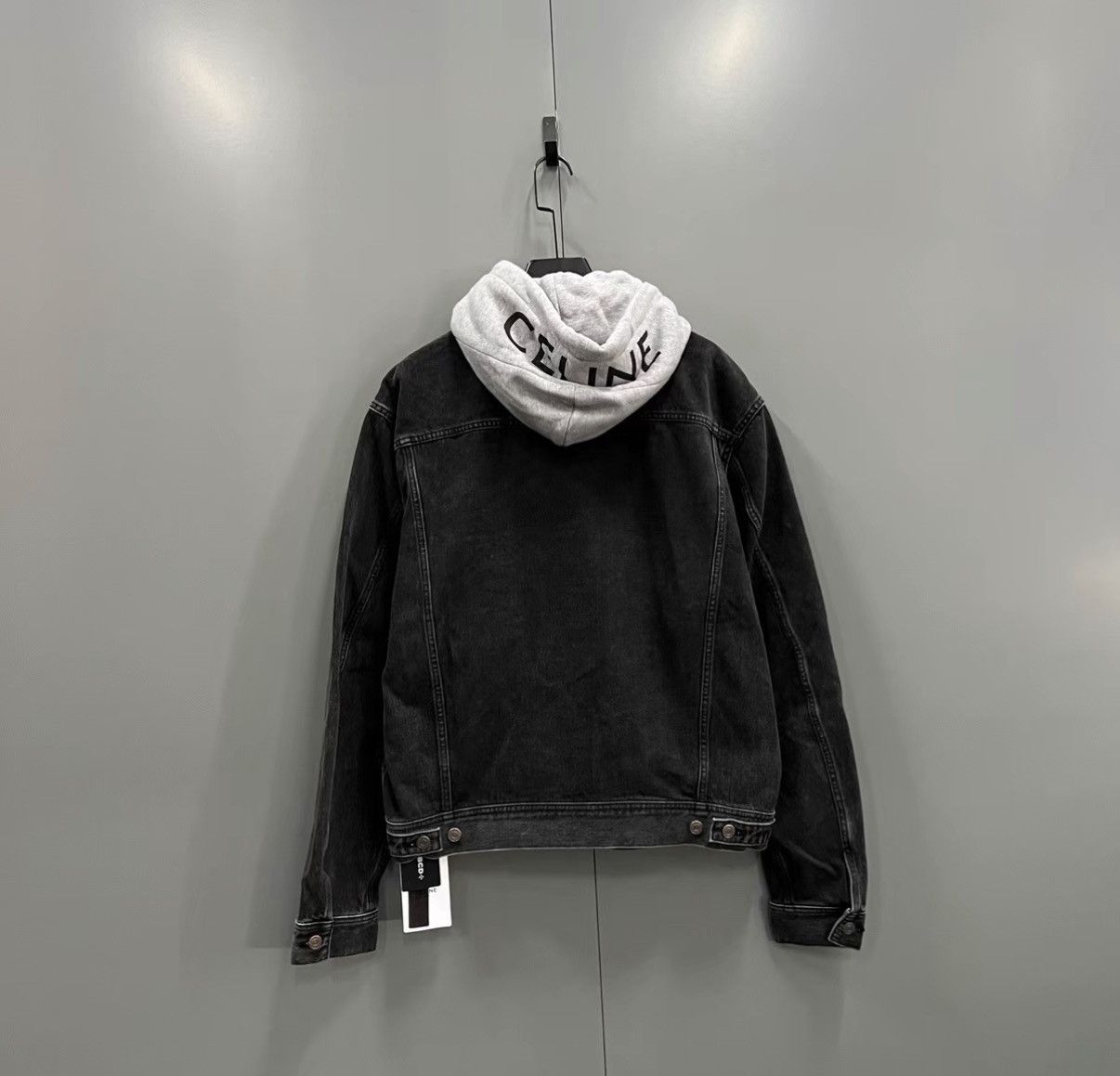 Celine Celine Washed Hooded Denim Jacket J41 Size XL / US 12-14 / IT 48-50 - 2 Thumbnail