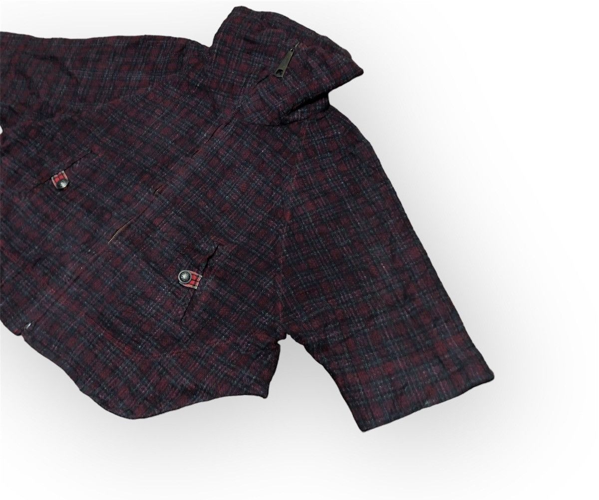 Designer Pride Cape Jacket Red Tartan Size M / US 6-8 / IT 42-44 - 3 Thumbnail