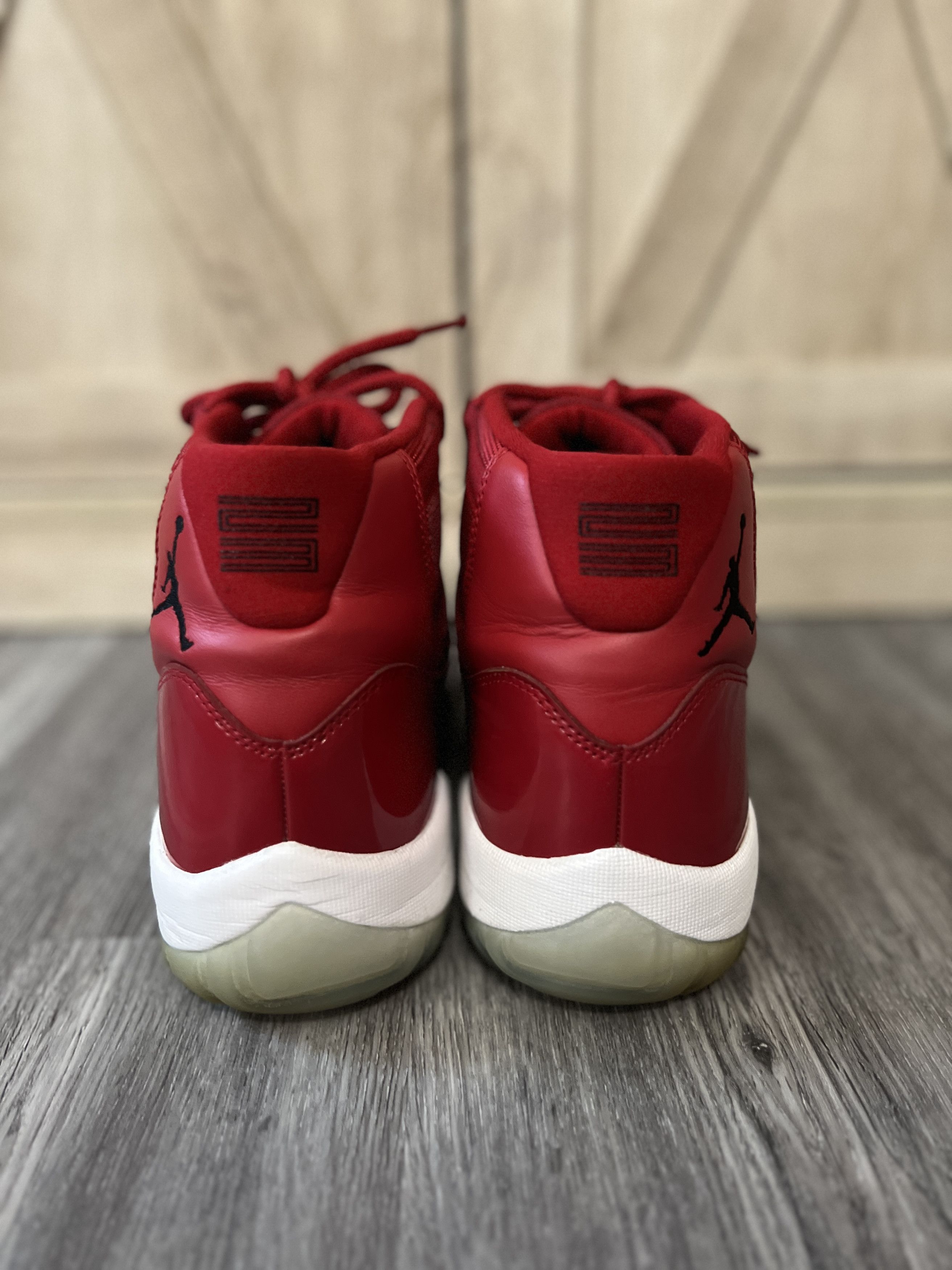 Nike Jordan 11 Retro Win Like 96 Size US 12 / EU 45 - 5 Thumbnail