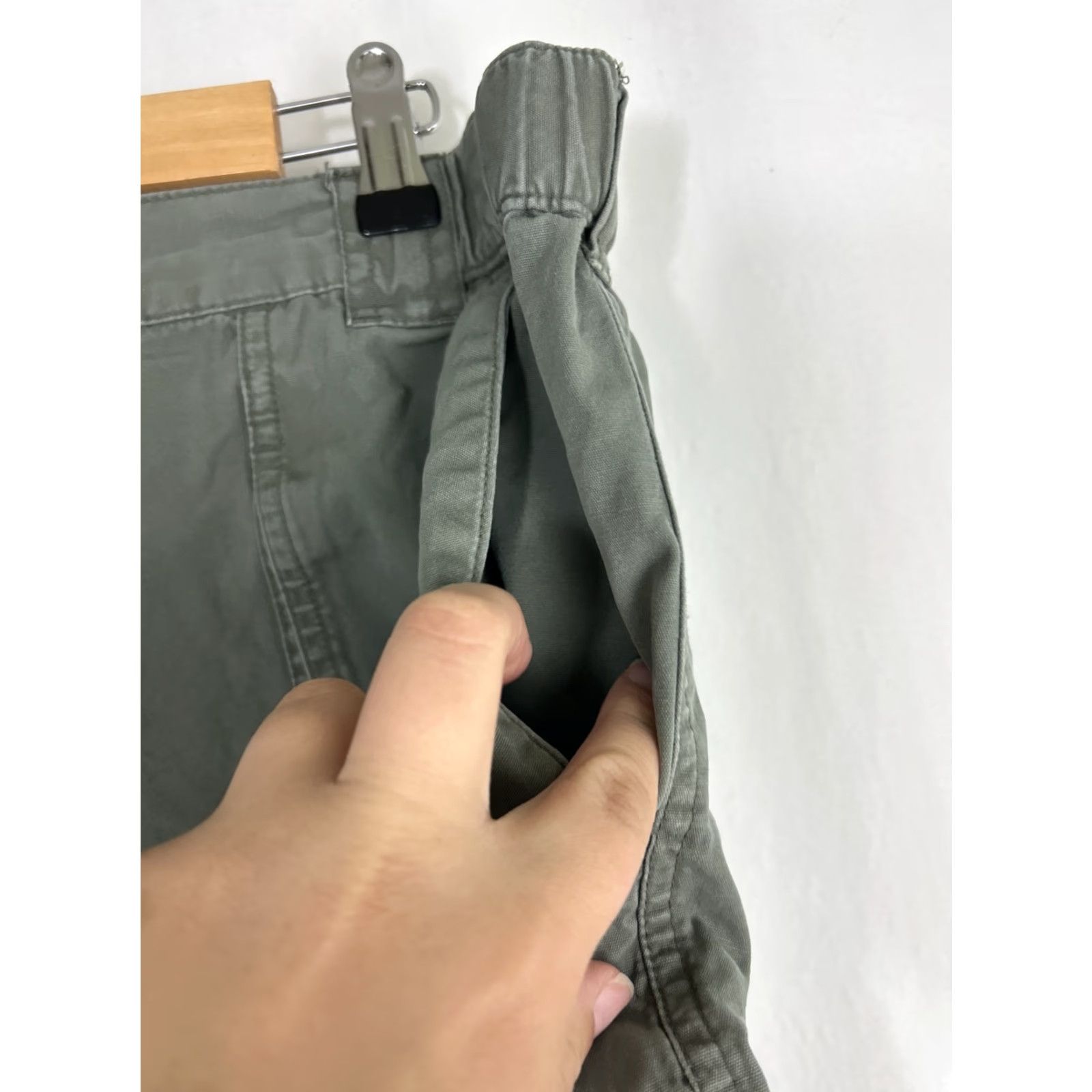 Vintage **Woolrich Light Olive Elastic Waist 38 Regular Fit Cargo Shorts** User: **Light Olive Woolrich Elastic Waist 38 Regular Fit Cargo Shorts** Size US 38 / EU 54 - 6 Thumbnail