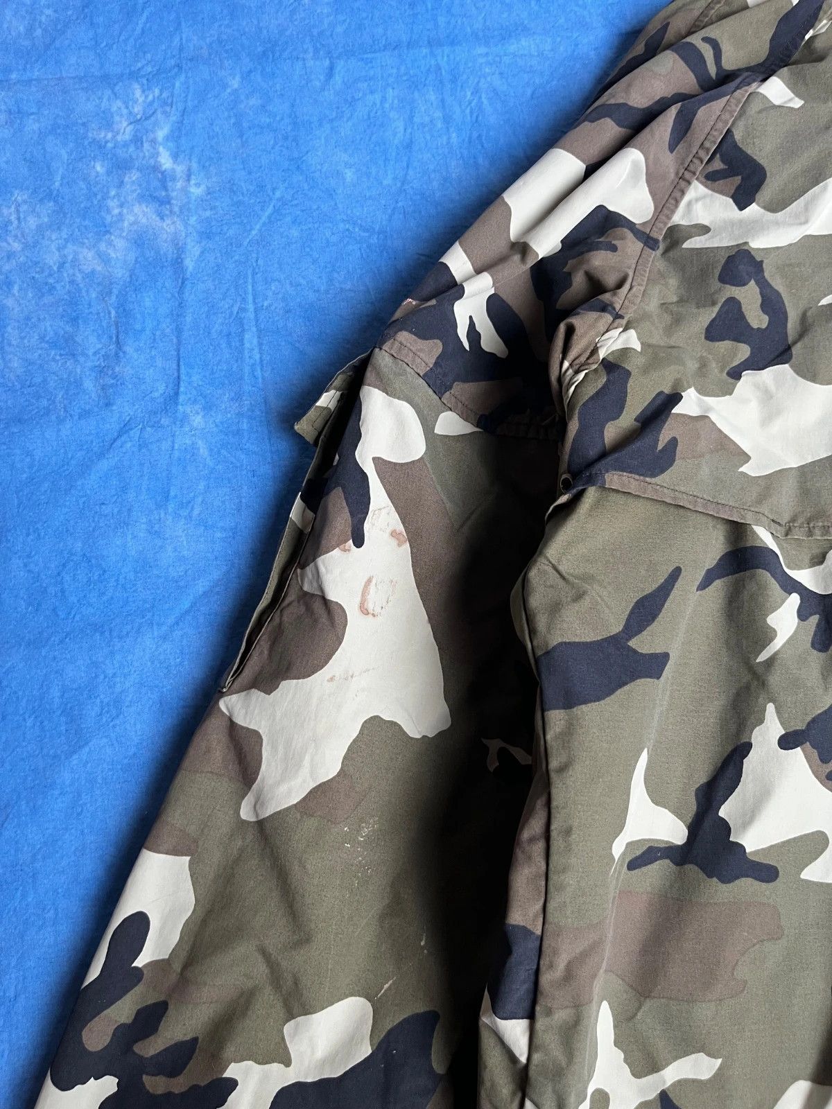 Carhartt Wip Carhartt WIP Widnbreaker Battle Camo Military Workwear Size US L / EU 52-54 / 3 - 9 Thumbnail