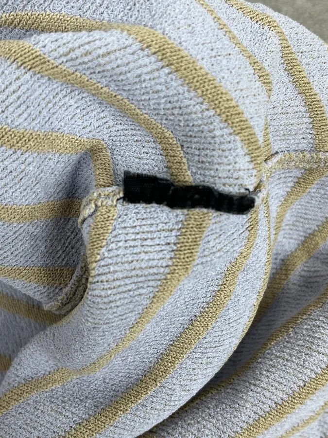 Giorgio Armani 2000s Giorgio Armani Beige Wool Sweater Size XS / US 0-2 / IT 36-38 - 8 Thumbnail