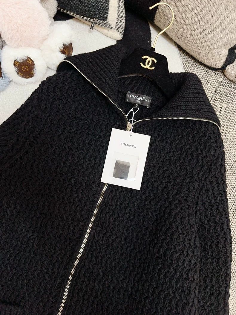 Chanel Chanel 22A Handicraft Workshop Black Textured Sweater Knit Size XS / US 0-2 / IT 36-38 - 5 Thumbnail