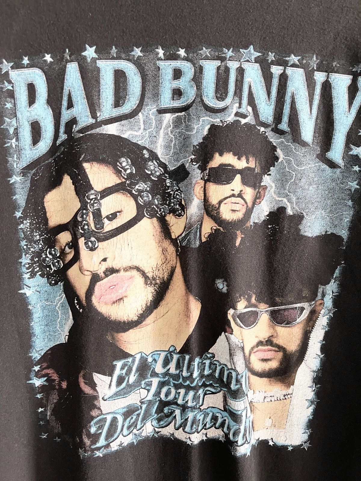 Band Tees STEAL! 2010s Bad Bunny Thunder Bolt Tee (M) Size US M / EU 48-50 / 2 - 3 Thumbnail