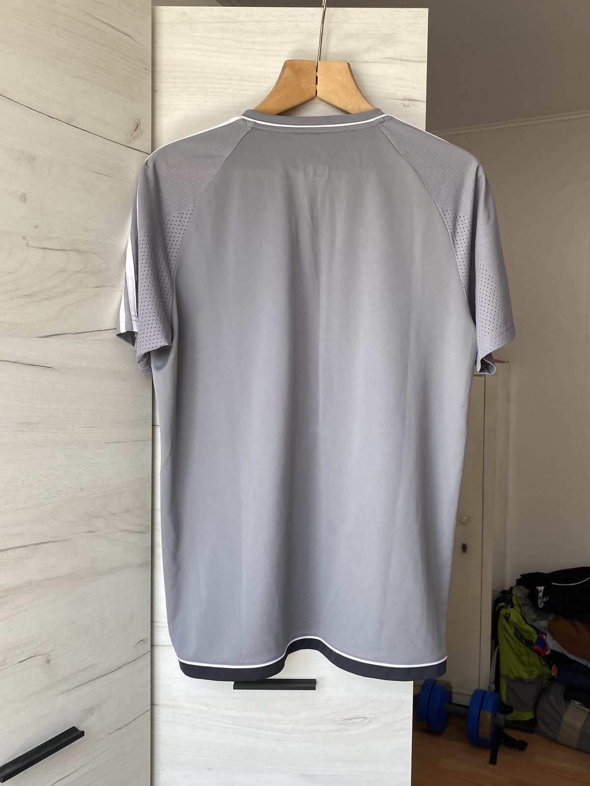 Other Manchester United 2017 Grey AON Training Jersey Shirt Adidas Size US L / EU 52-54 / 3 - 4 Thumbnail