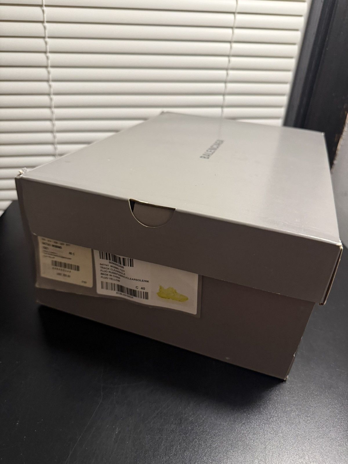 Balenciaga Balenciaga Track Neon Yellow Low Top Sneaker 7 US / 40 EU Size US 7 / EU 40 - 20 Thumbnail