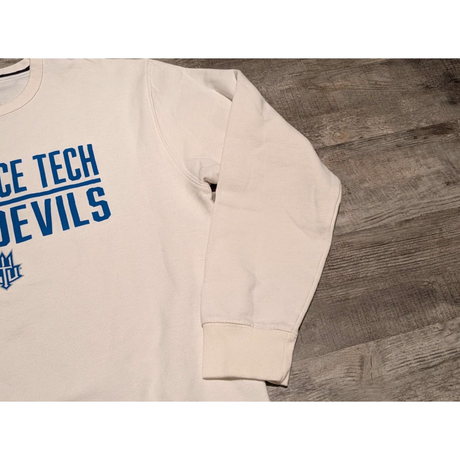 Vintage Lawrence Tech University Blue Devils Adult Crewneck Sweatshirt White 2XL Crewneck Pullover Fleece League Size XXL / US 16-18 / IT 52-54 - 3 Thumbnail