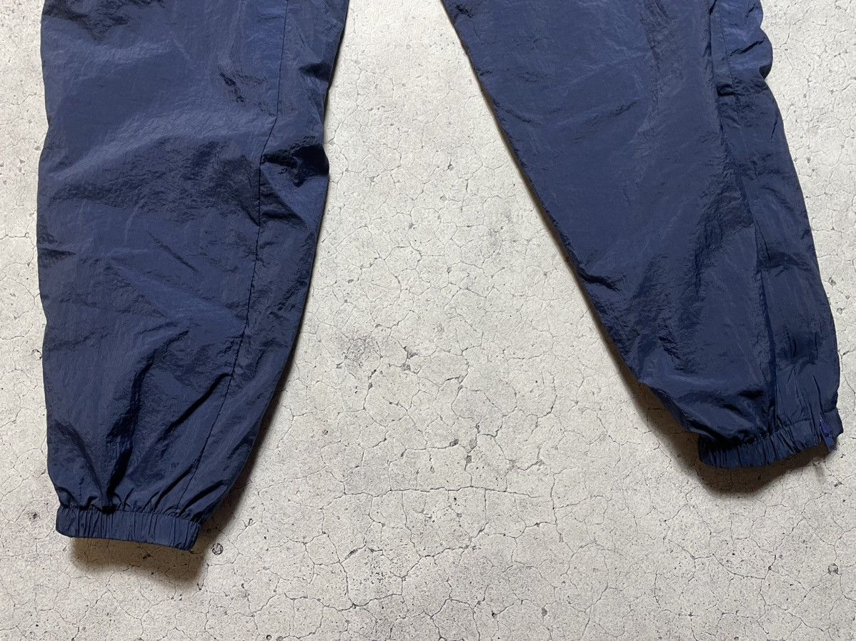 Nike Vintage 90s Nike Track Pants Nylon Drill Y2K Swoosh Size US 32 / EU 48 - 4 Thumbnail
