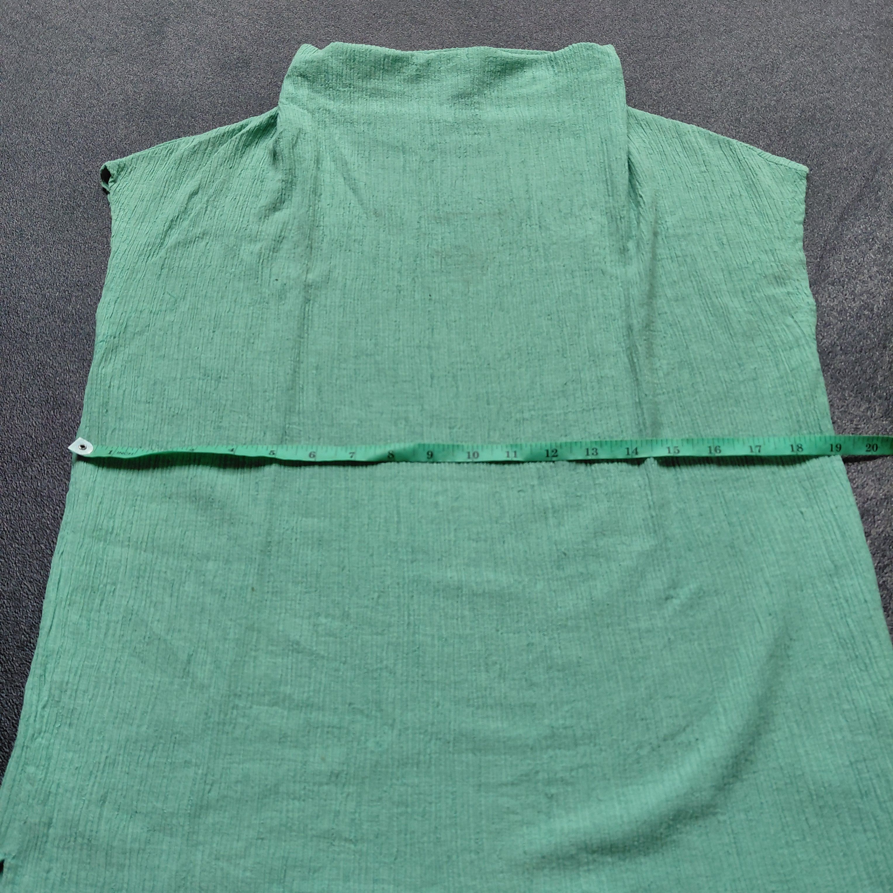 Issey Miyake Plantation Issey Miyake Plisse Vest Size M / US 6-8 / IT 42-44 - 7 Thumbnail