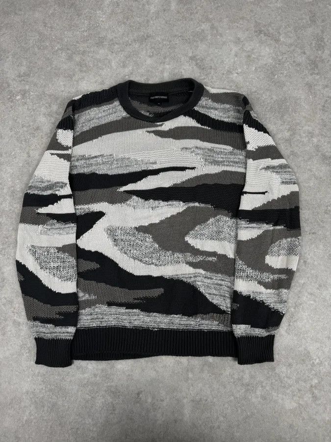 Emporio Armani 2010s Emporio Armani Camo Military Sweater Size US S / EU 44-46 / 1 - 1 Thumbnail
