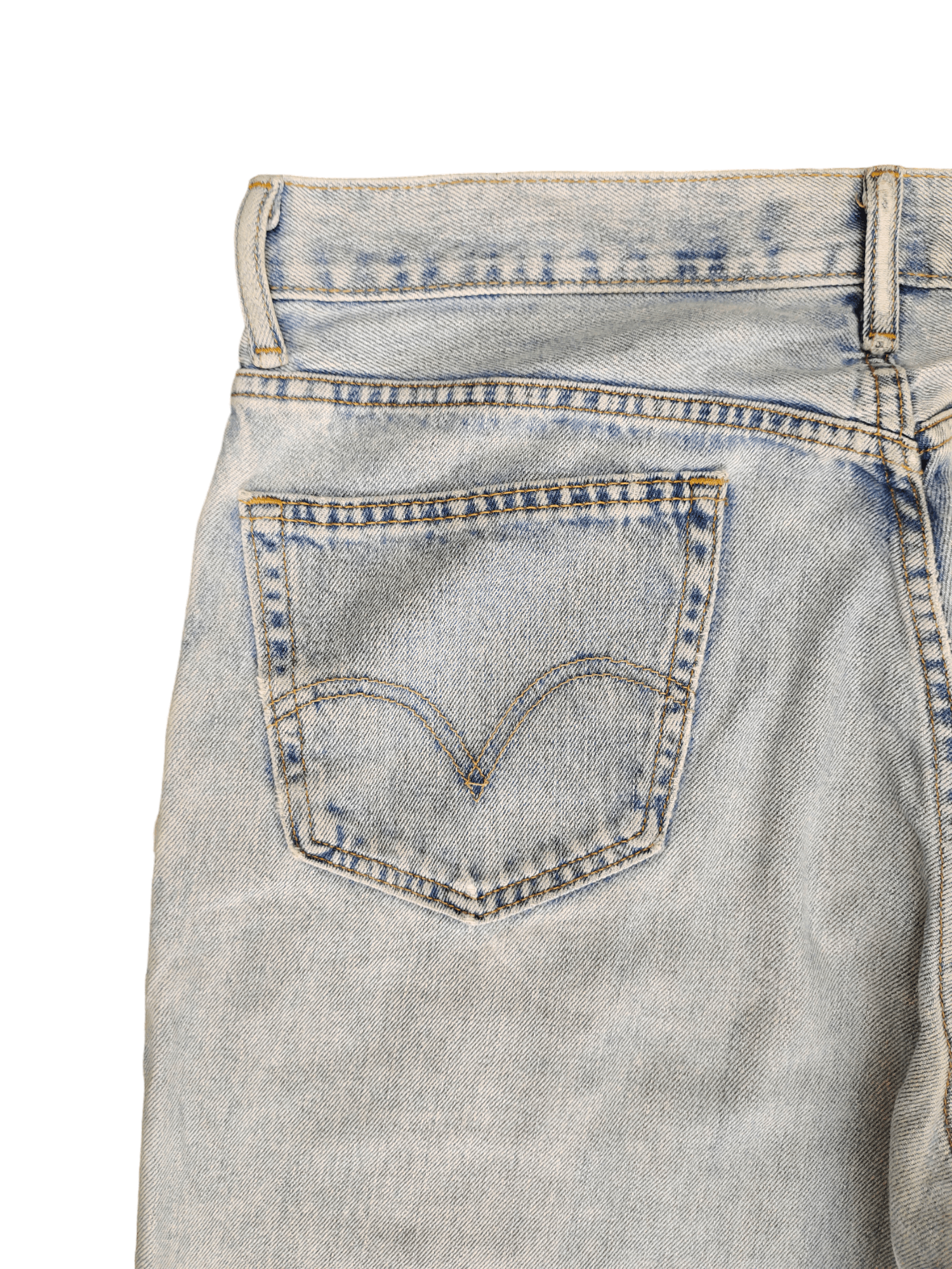Levi's Vintage Clothing Size 36x30.5 Vintage Levis 560 Light Wash Jeans Distressed Size US 36 / EU 52 - 14 Thumbnail