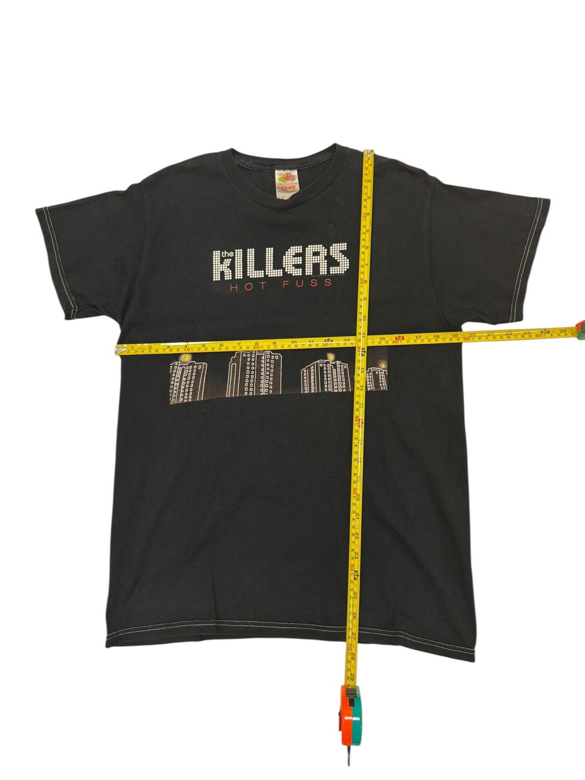 Band Tees VINTAGE THE KILLERS HOT FUSS UNDERLICENSED CINDER BLOCK TEE Size US M / EU 48-50 / 2 - 3 Thumbnail