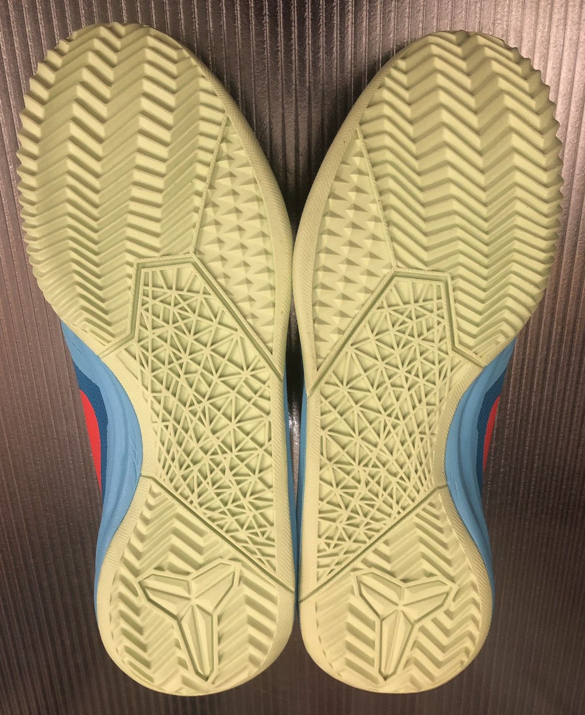Nike kobe mentality 5 Clearwater 10US New w/o Box Size US 10 / EU 43 - 6 Thumbnail