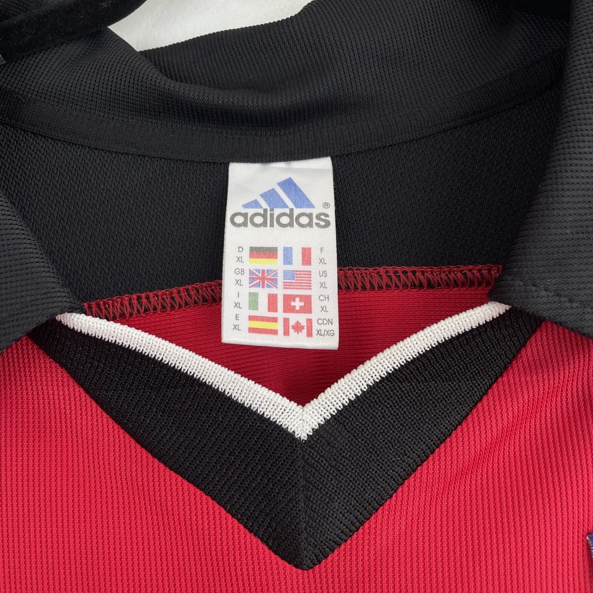 Adidas Grasshoppers Zurich Boris Smiljanic Away Jersey 1999/2000 Size US XL / EU 56 / 4 - 5 Thumbnail