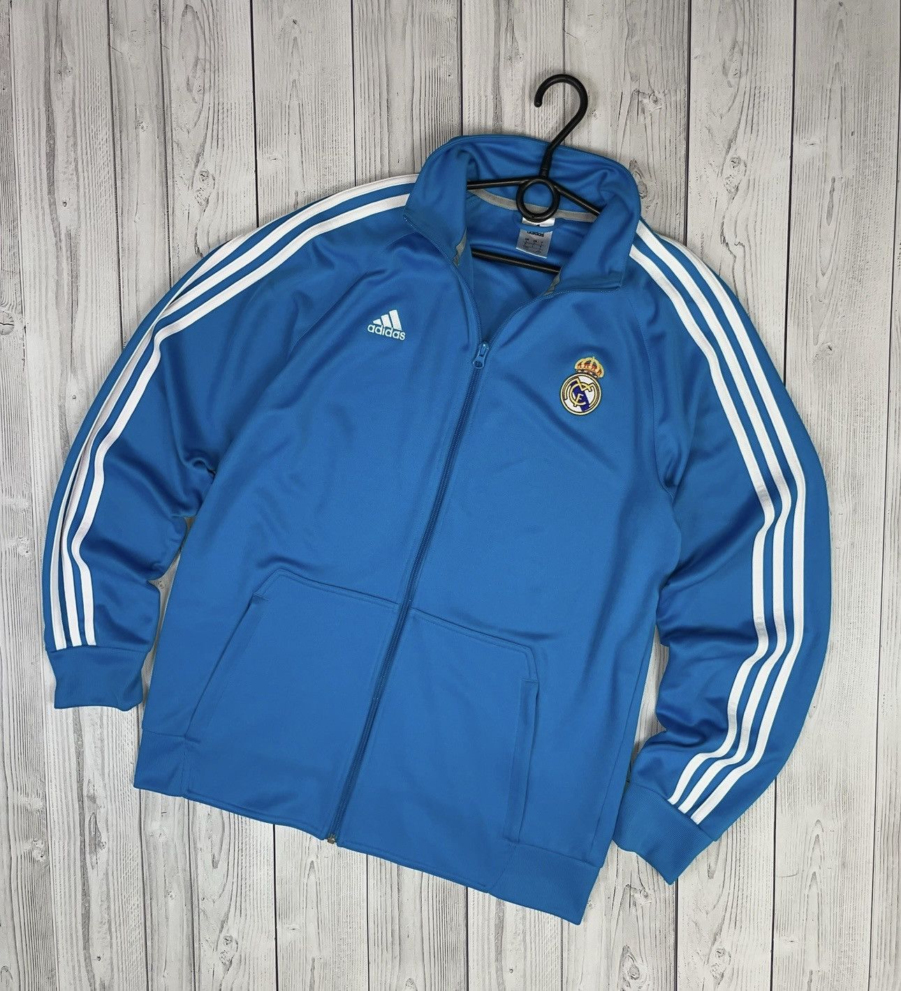 Adidas Vintage adidas real madrid soccer jacket blue size L rare Size US L / EU 52-54 / 3 - 1 Thumbnail