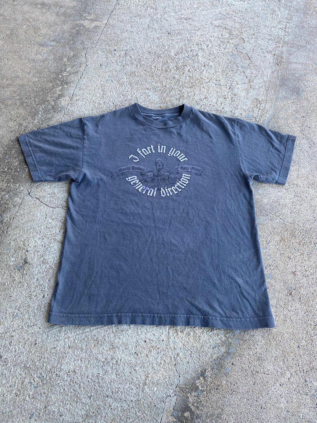 Vintage Vintage Y2K Monty Python Funny Fart Grey Shirt Size US M / EU 48-50 / 2 - 1 Thumbnail