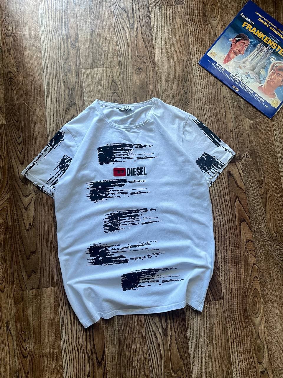 Other Mens Vintage Diesel T-shirt y2k distressed big logo rare 90s Size US XL / EU 56 / 4 - 3 Thumbnail