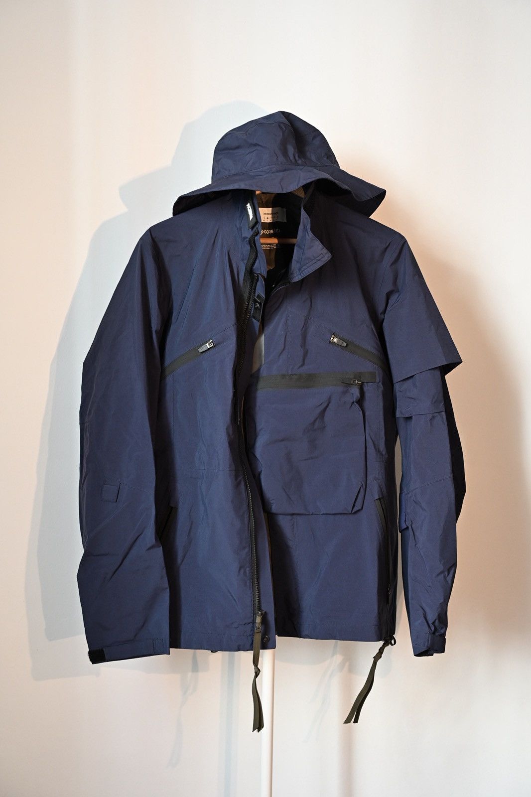 新品 ACRONYM j1a-GTKR-BKS Sサイズ ACRONYM J1A-GTKR-BKS KR EX 3L Gore-Tex® Pro Interops Jacket Black