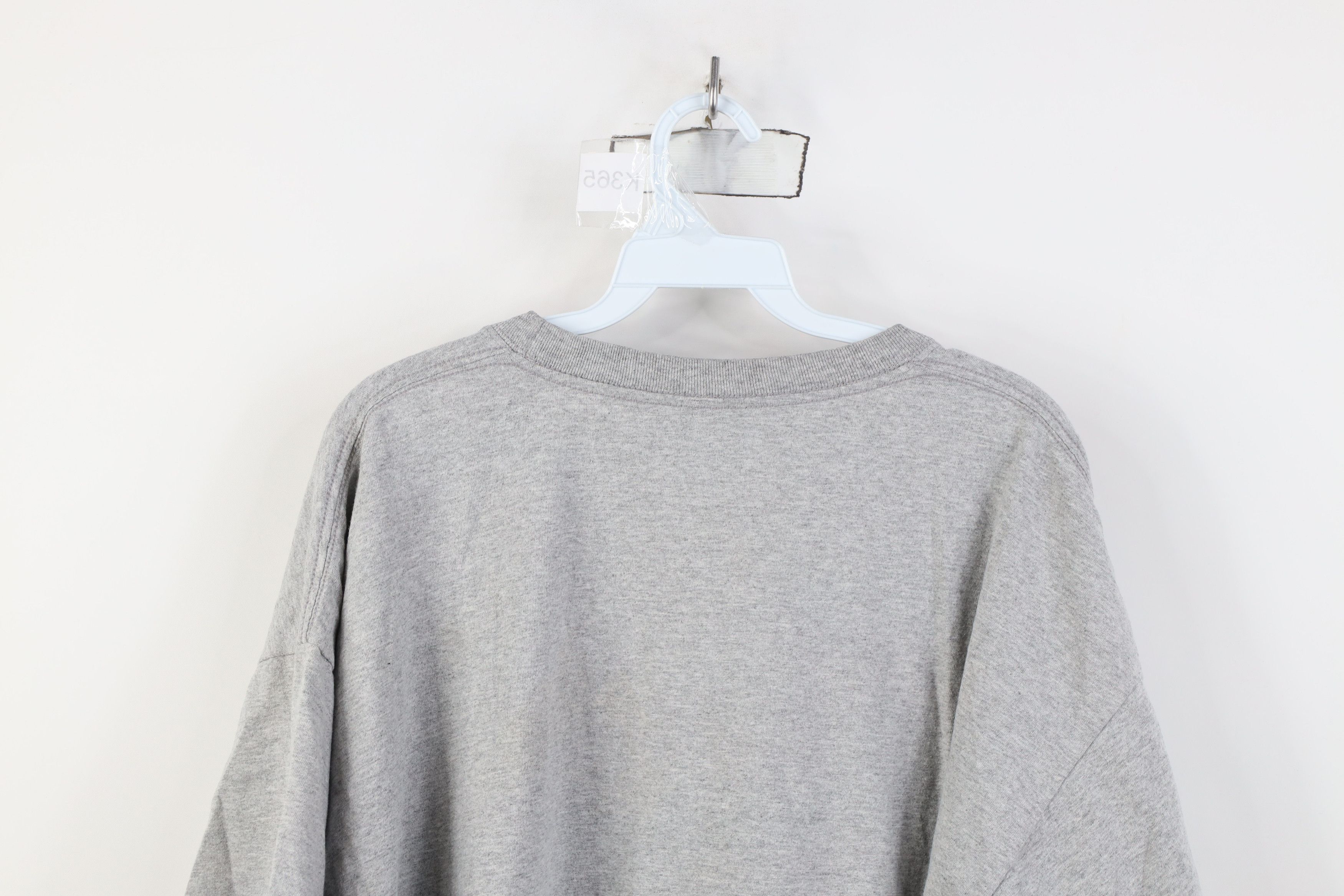 Vintage Vintage 90s Streetwear Nature Deer Buck Hunting T-Shirt Gray Size US XXL / EU 58 / 5 - 10 Thumbnail