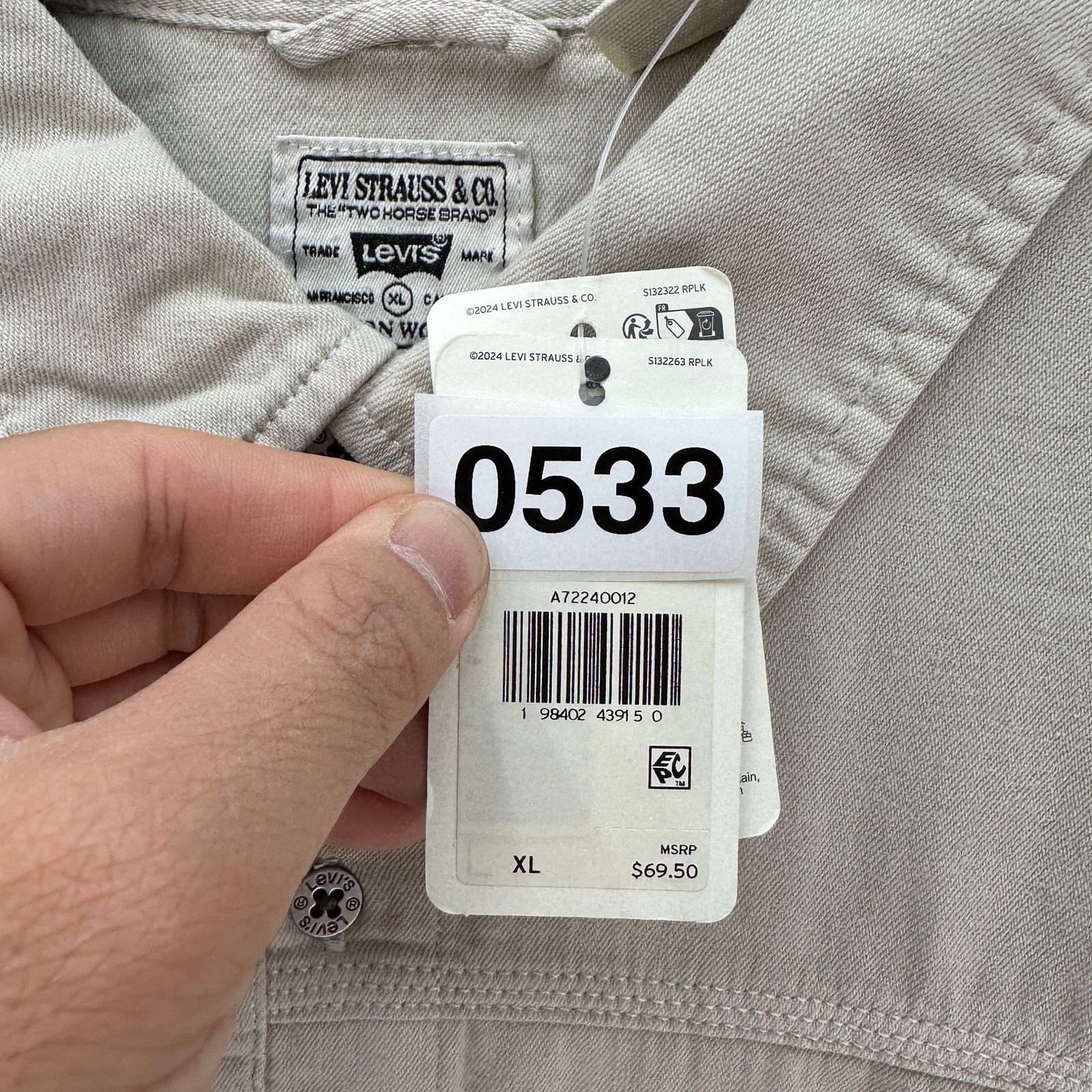 Levi's LEVI'S MEN'S XLARGE AUBURN WORKER SHIRT BEIGE Size US XL / EU 56 / 4 - 5 Thumbnail