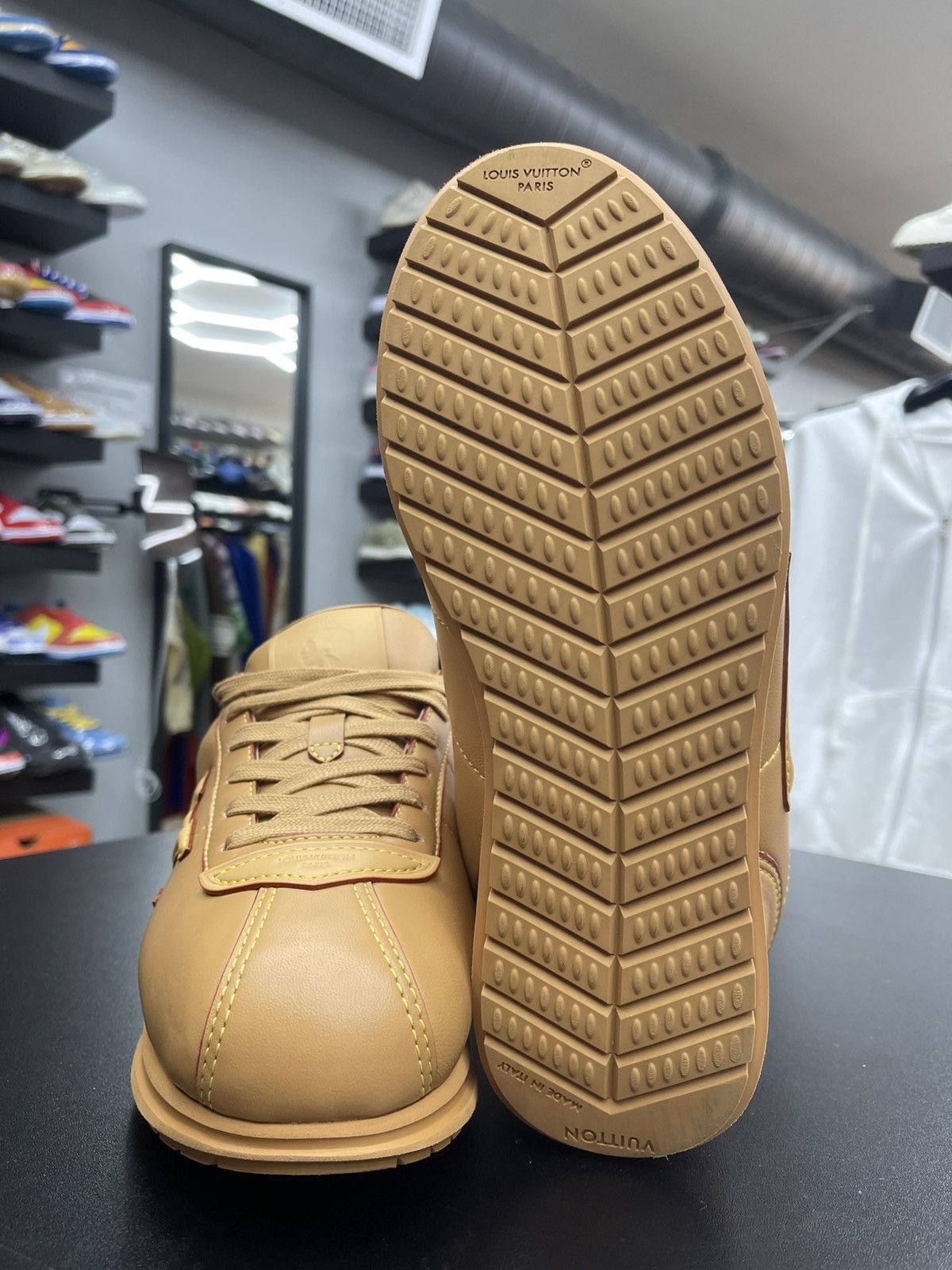 Louis Vuitton Size 7.5US/6.5LV - Louis Vuitton x Nigo Buttersoft 1AIK8 Size US 6.5 / EU 39-40 - 12 Thumbnail
